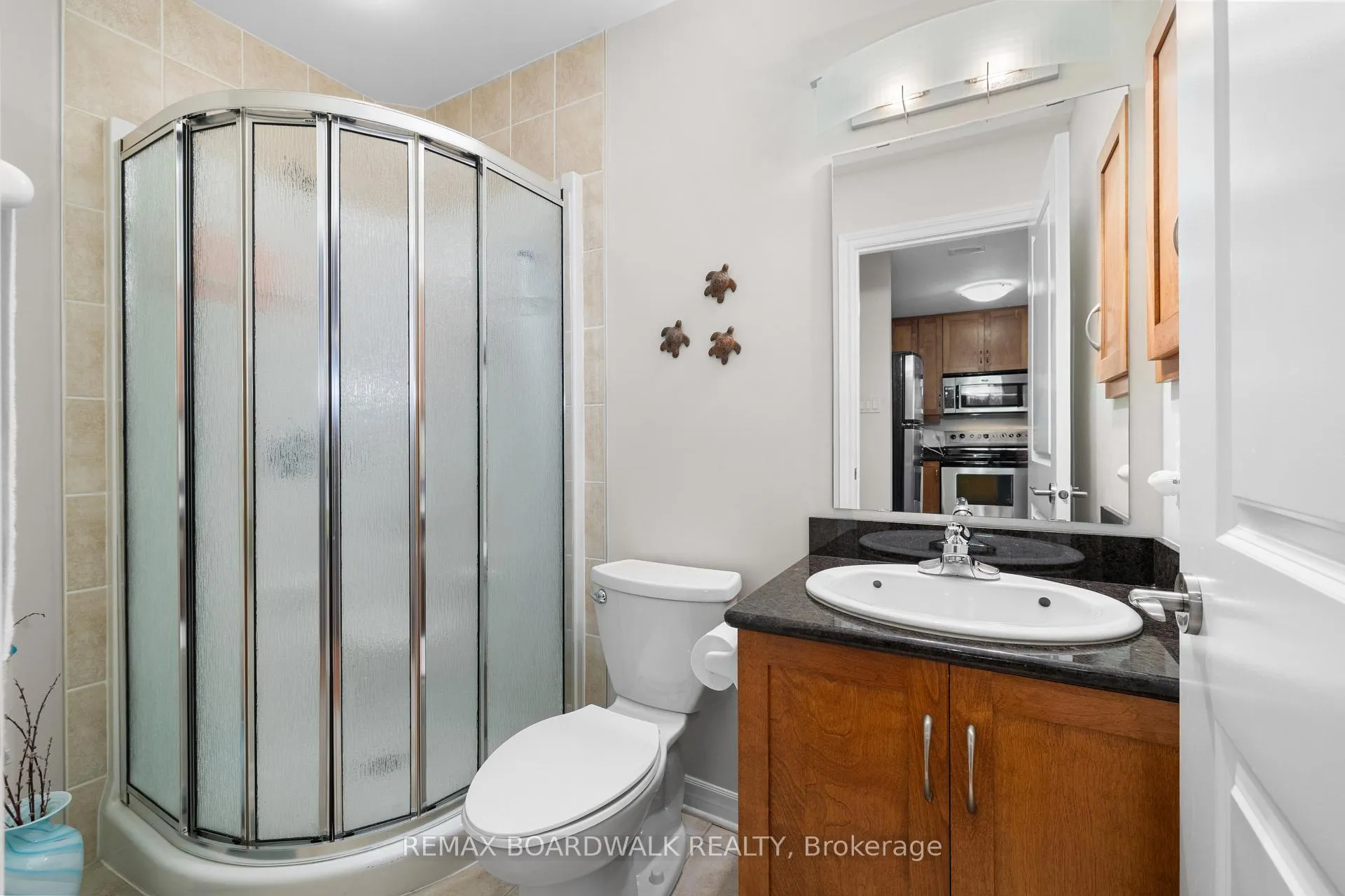 Photo 23 of Unit 1004, 314 Central Park Drive, Ottawa, Central Park — HOMEH