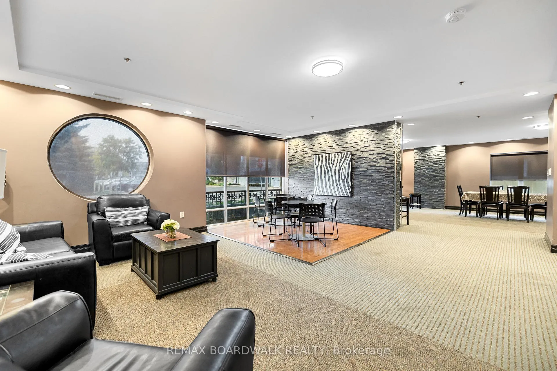 Photo 27 of Unit 1004, 314 Central Park Drive, Ottawa, Central Park — HOMEH