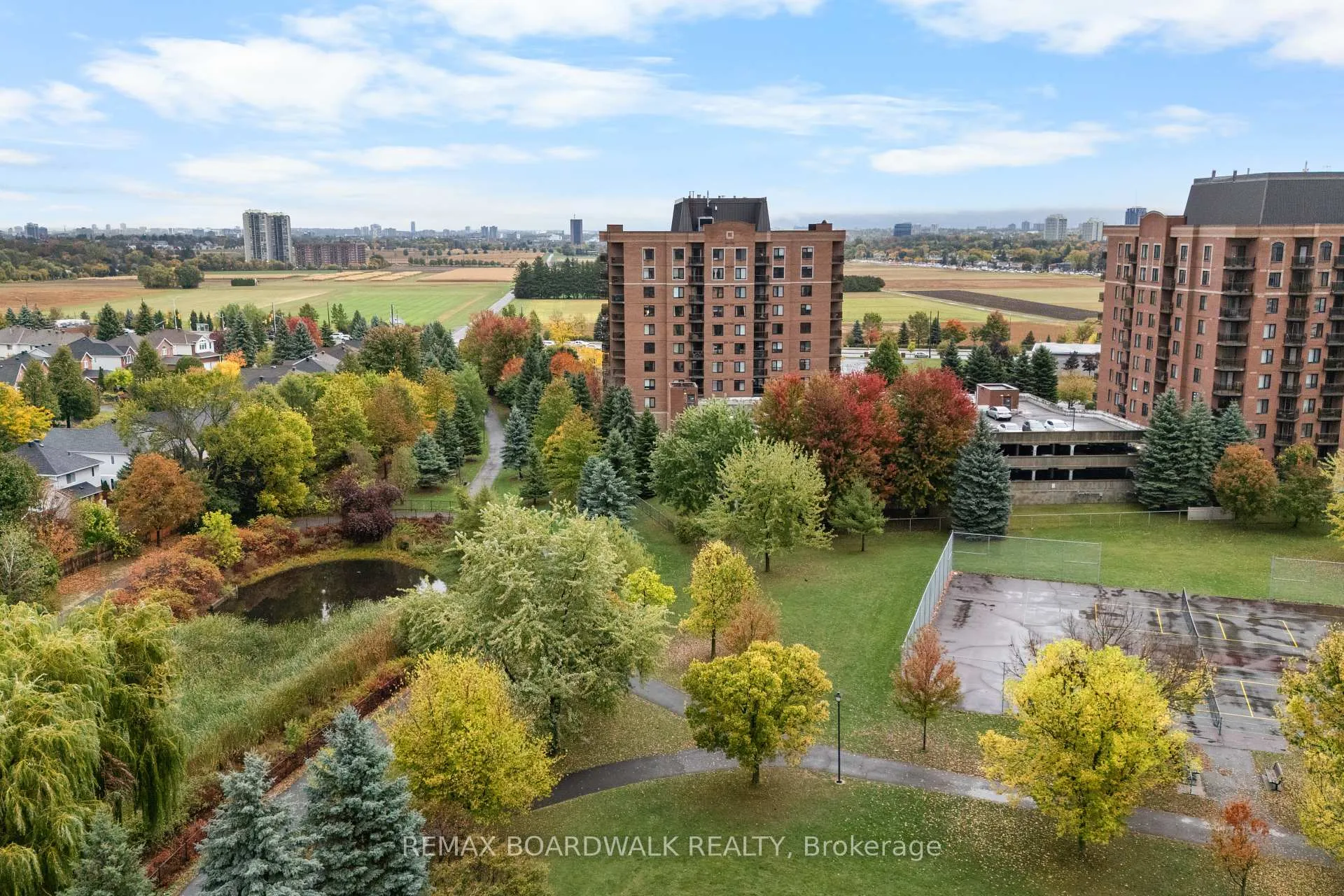 Photo 37 of Unit 1004, 314 Central Park Drive, Ottawa, Central Park — HOMEH