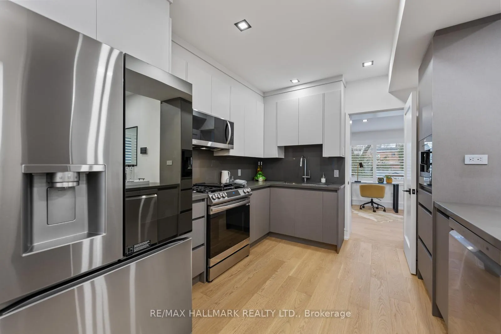 Photo 10 of 86 Albertus Avenue, Toronto, Lawrence Park South — HOMEH