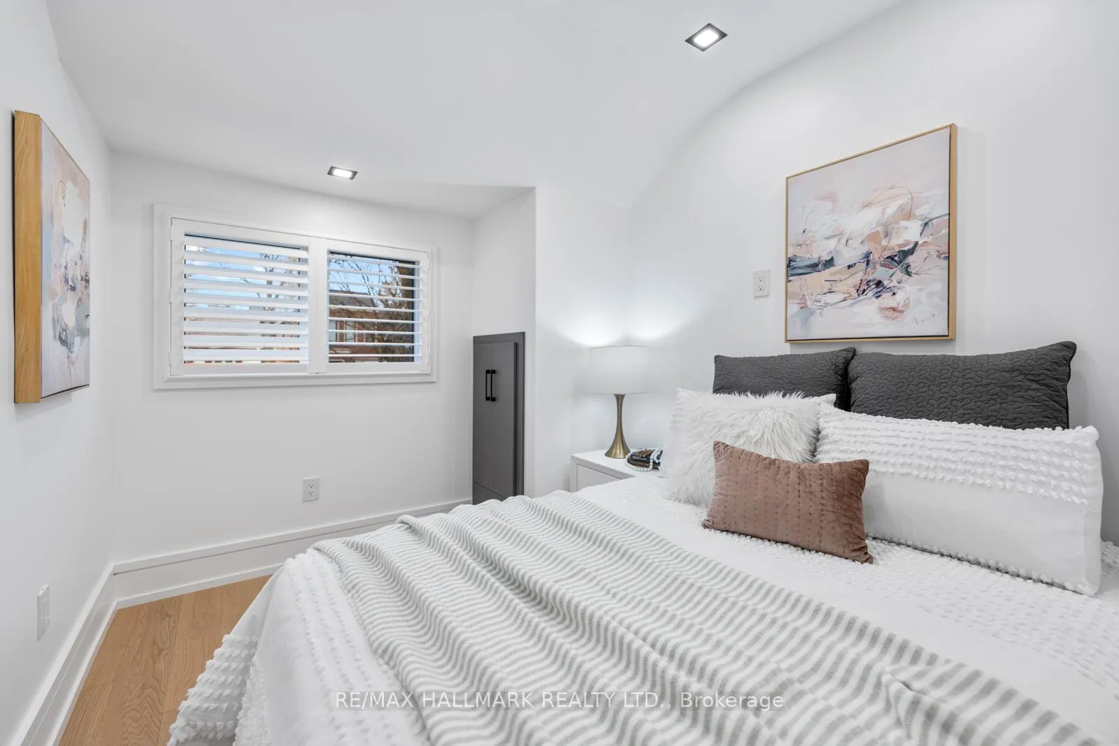 Photo 30 of 86 Albertus Avenue, Toronto, Lawrence Park South — HOMEH