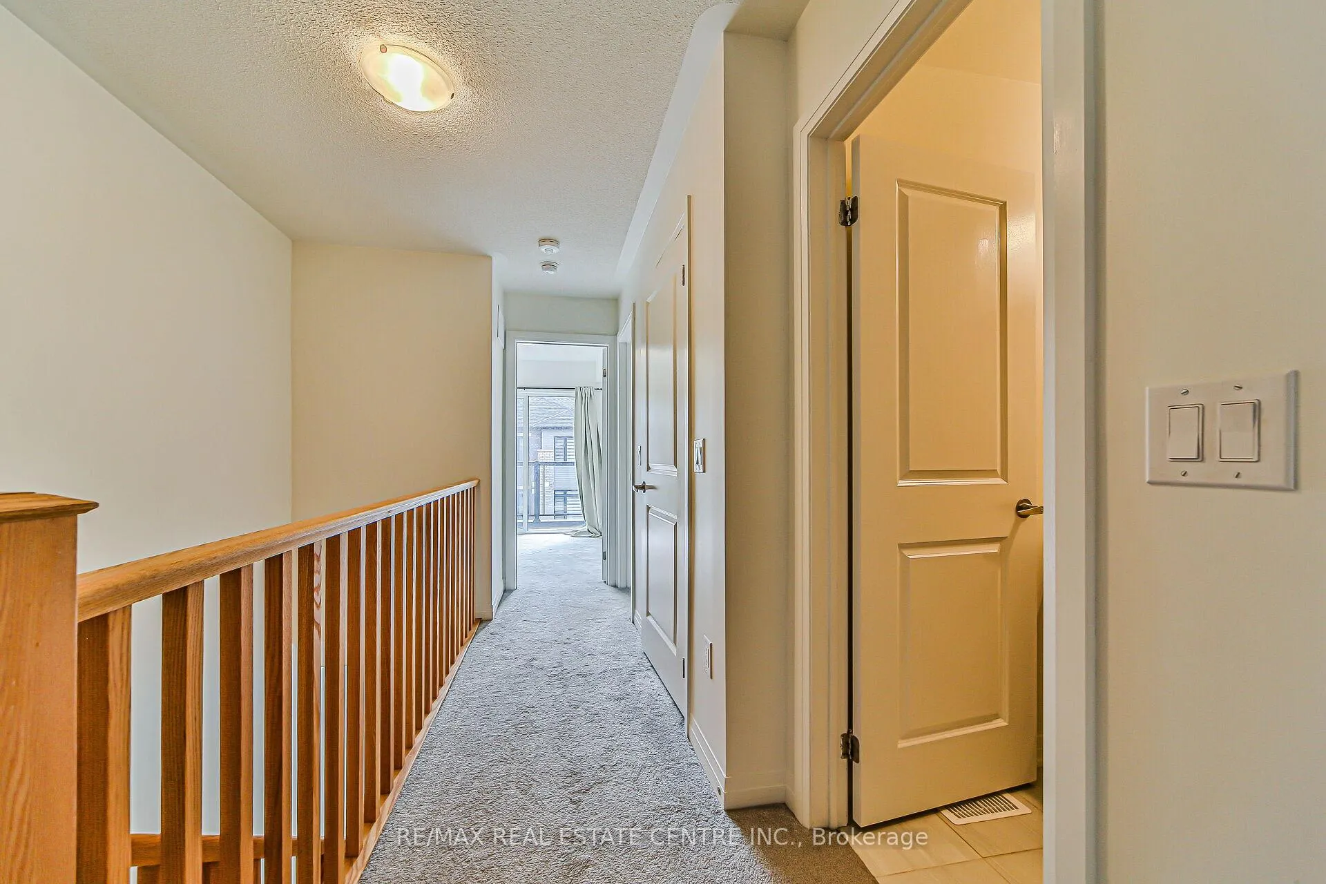 Photo 17 of Unit 902, 585 Colborne Street E, Brantford — HOMEH