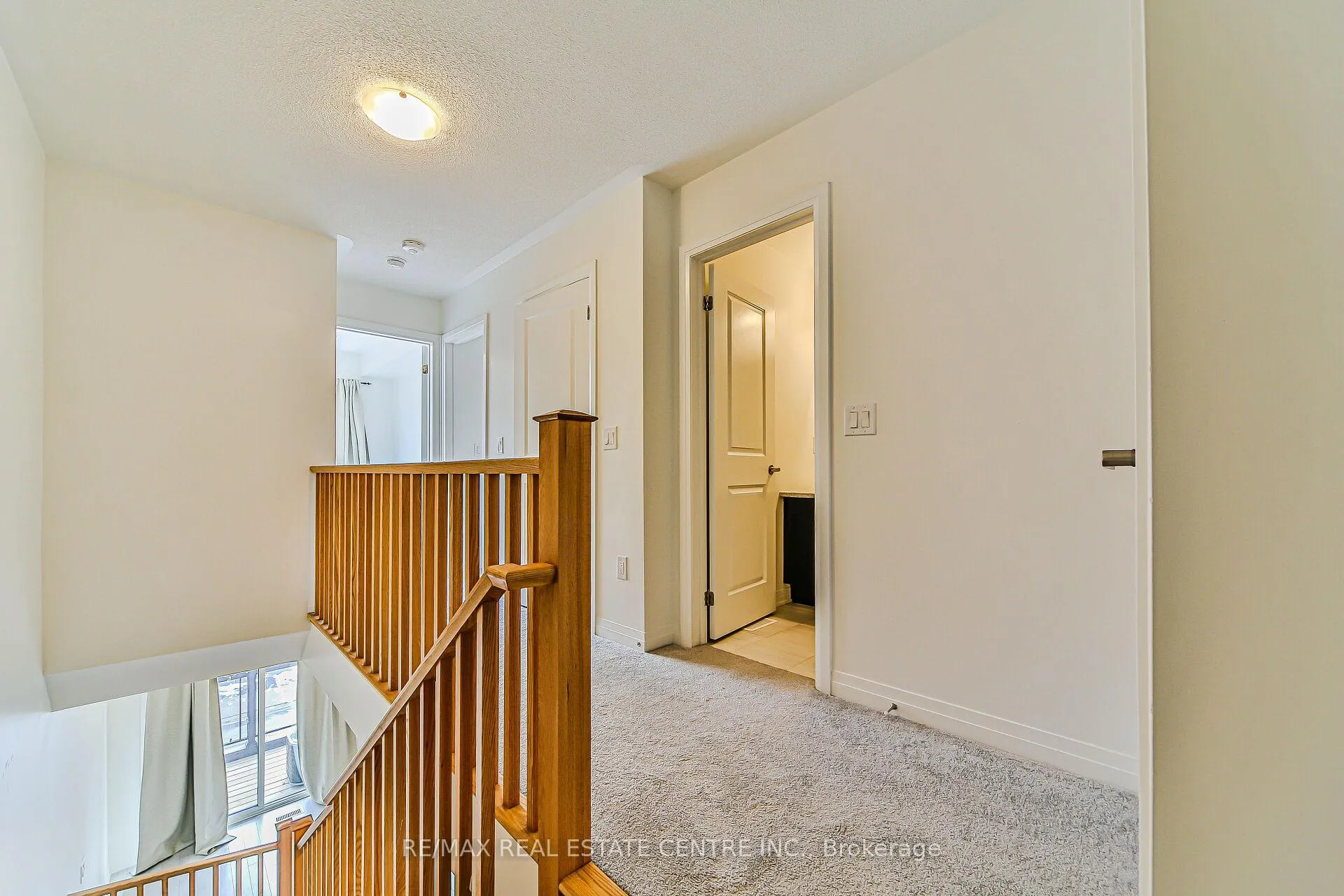 Photo 18 of Unit 902, 585 Colborne Street E, Brantford — HOMEH
