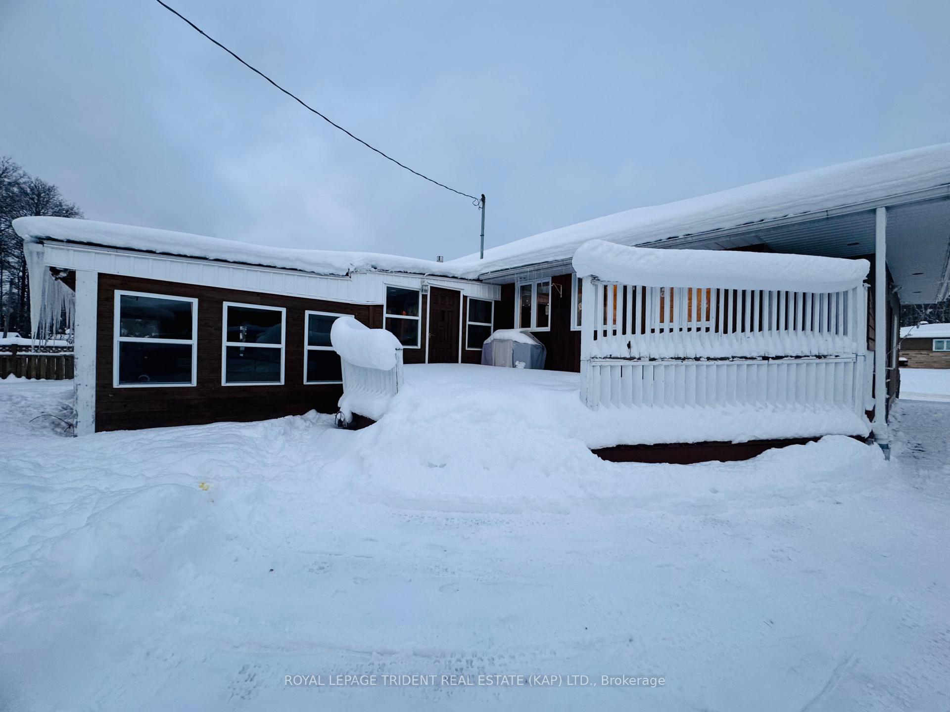 Photo 23 of 14 Ottawa Street, Kapuskasing — HOMEH