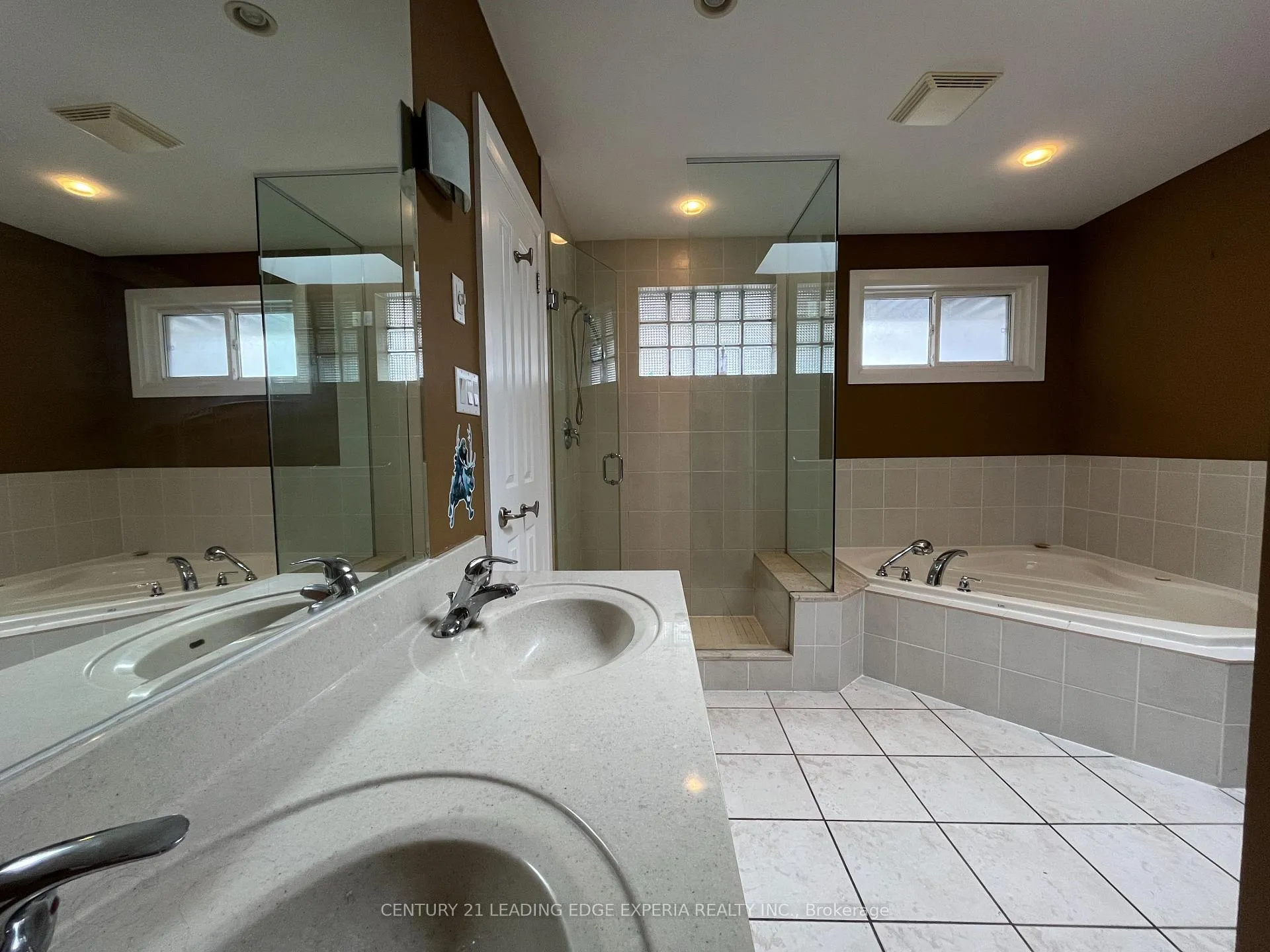 Photo 17 of 5 Southdale Drive, Markham, Bullock — HOMEH
