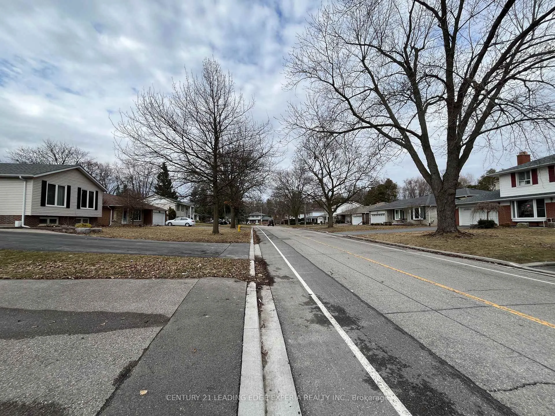 Photo 31 of 5 Southdale Drive, Markham, Bullock — HOMEH