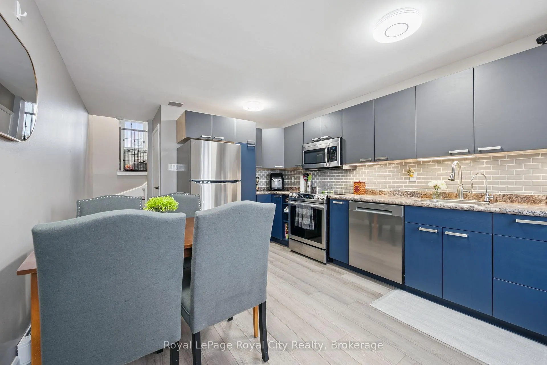 Photo 8 of Unit 8, 86 Burns Drive, Guelph, Riverside Park — HOMEH