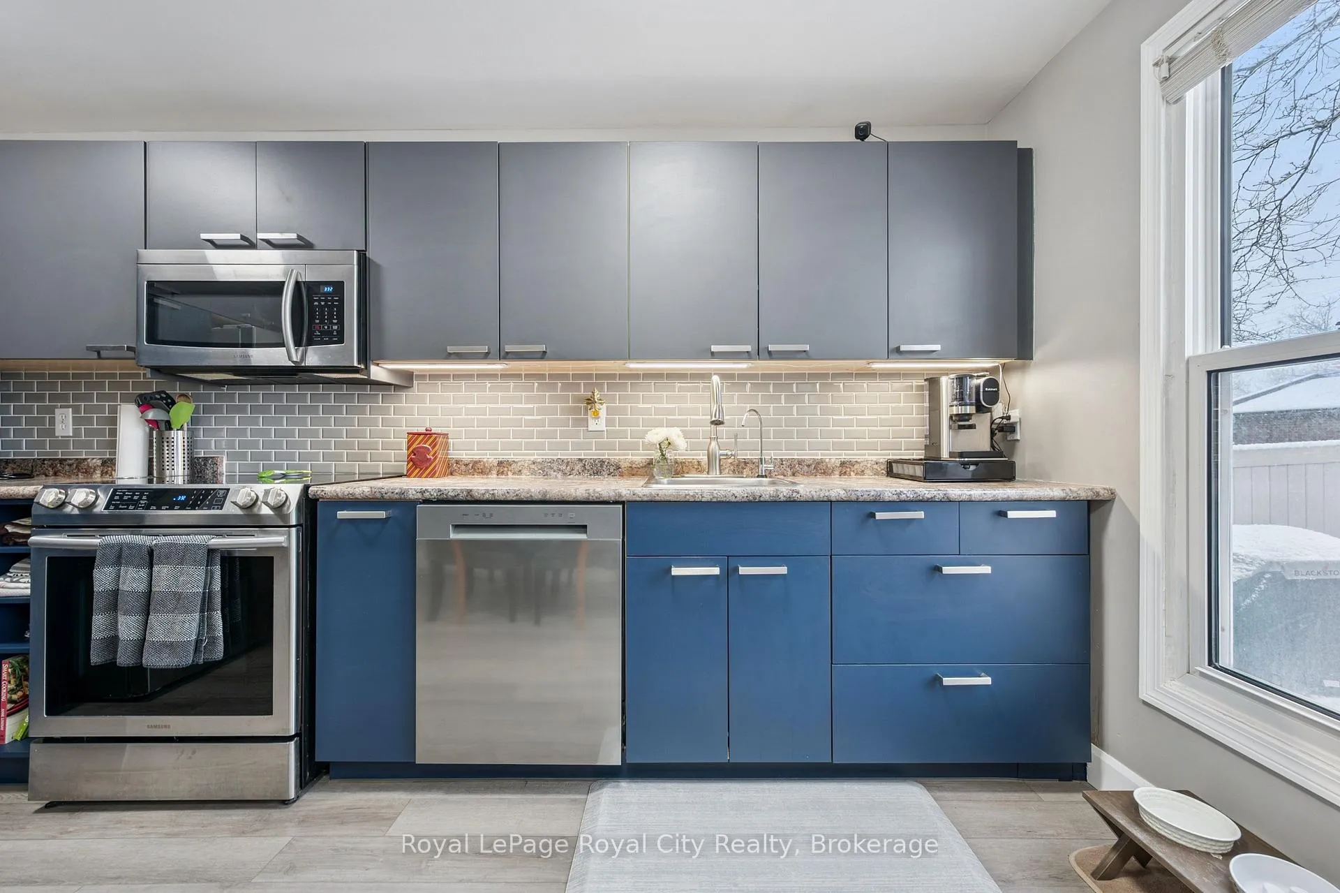 Photo 12 of Unit 8, 86 Burns Drive, Guelph, Riverside Park — HOMEH