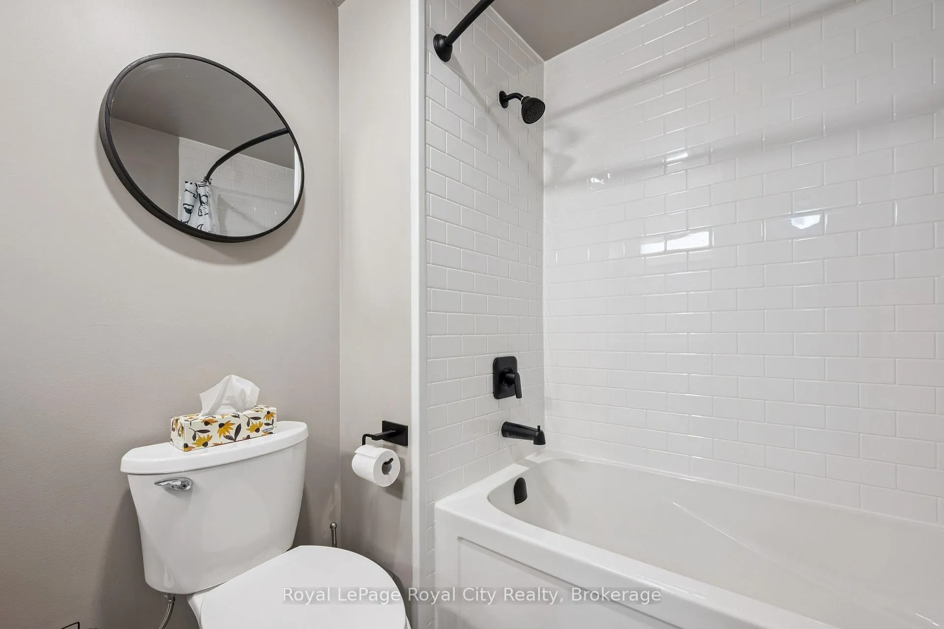 Photo 25 of Unit 8, 86 Burns Drive, Guelph, Riverside Park — HOMEH
