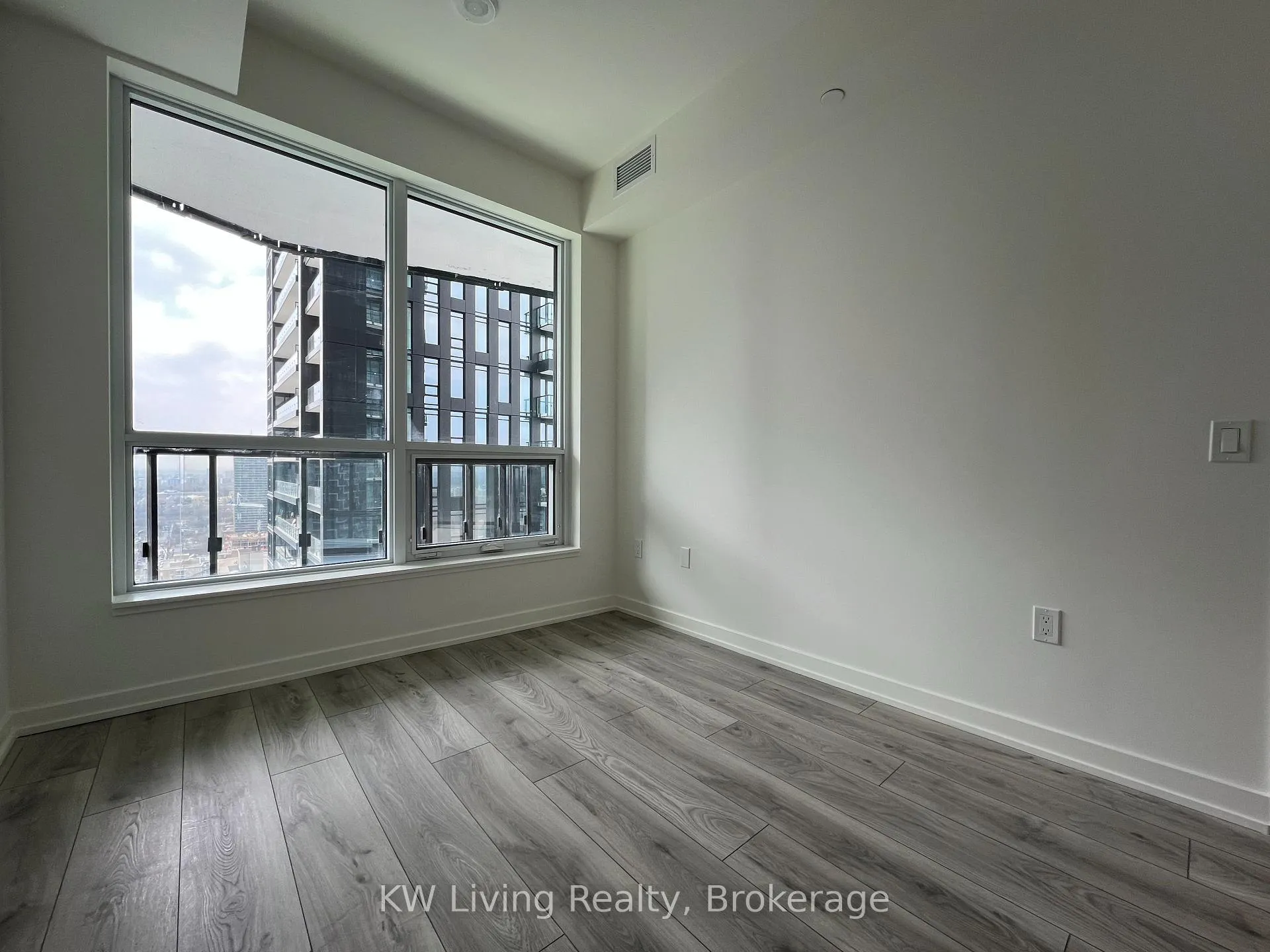 Photo 13 of Unit 2903, 110 Broadway Avenue, Toronto, Mount Pleasant West — HOMEH