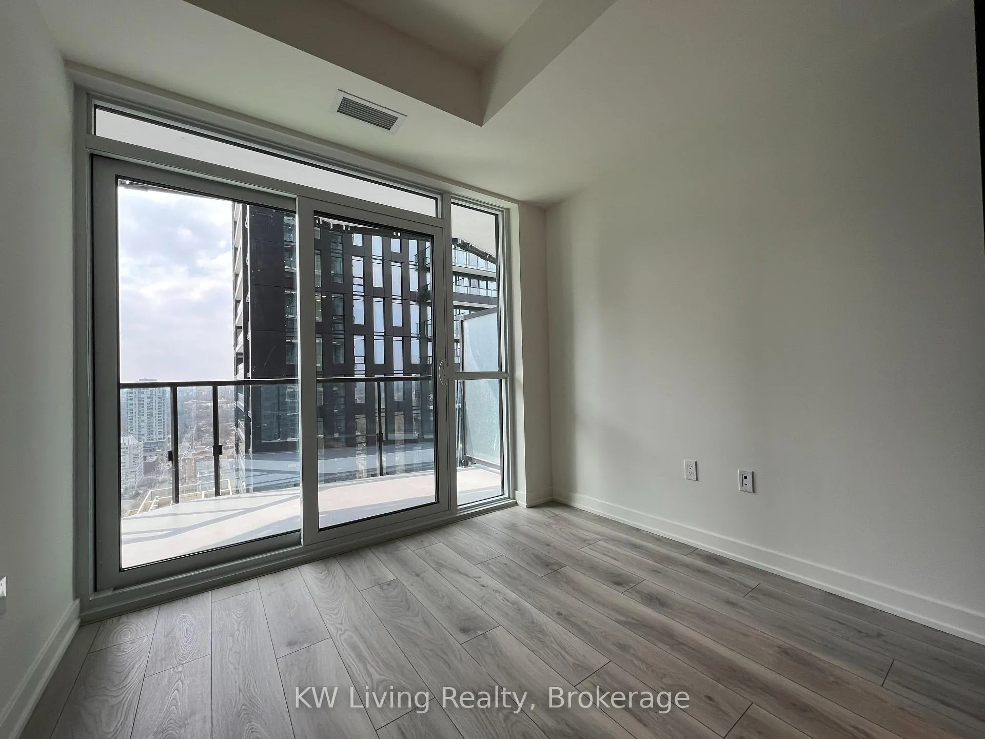 Photo 14 of Unit 2903, 110 Broadway Avenue, Toronto, Mount Pleasant West — HOMEH