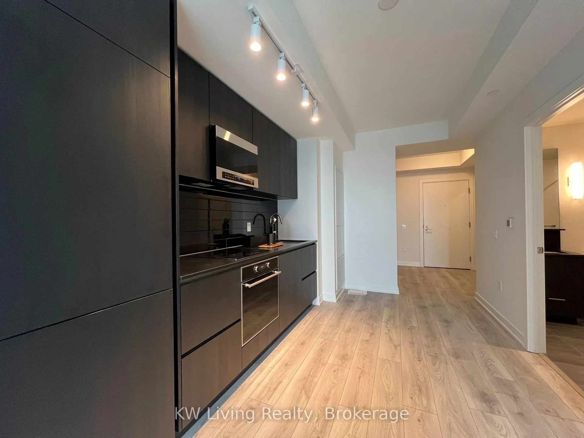 Photo 16 of Unit 2903, 110 Broadway Avenue, Toronto, Mount Pleasant West — HOMEH
