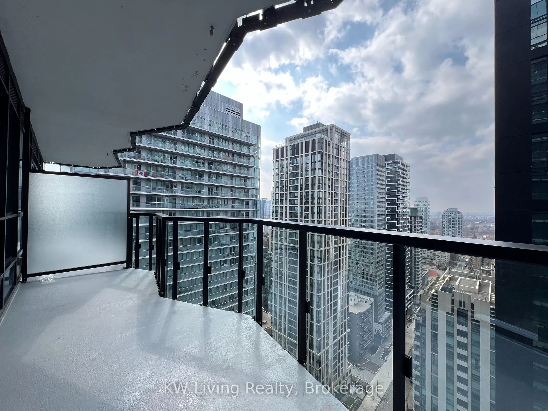 Photo 18 of Unit 2903, 110 Broadway Avenue, Toronto, Mount Pleasant West — HOMEH