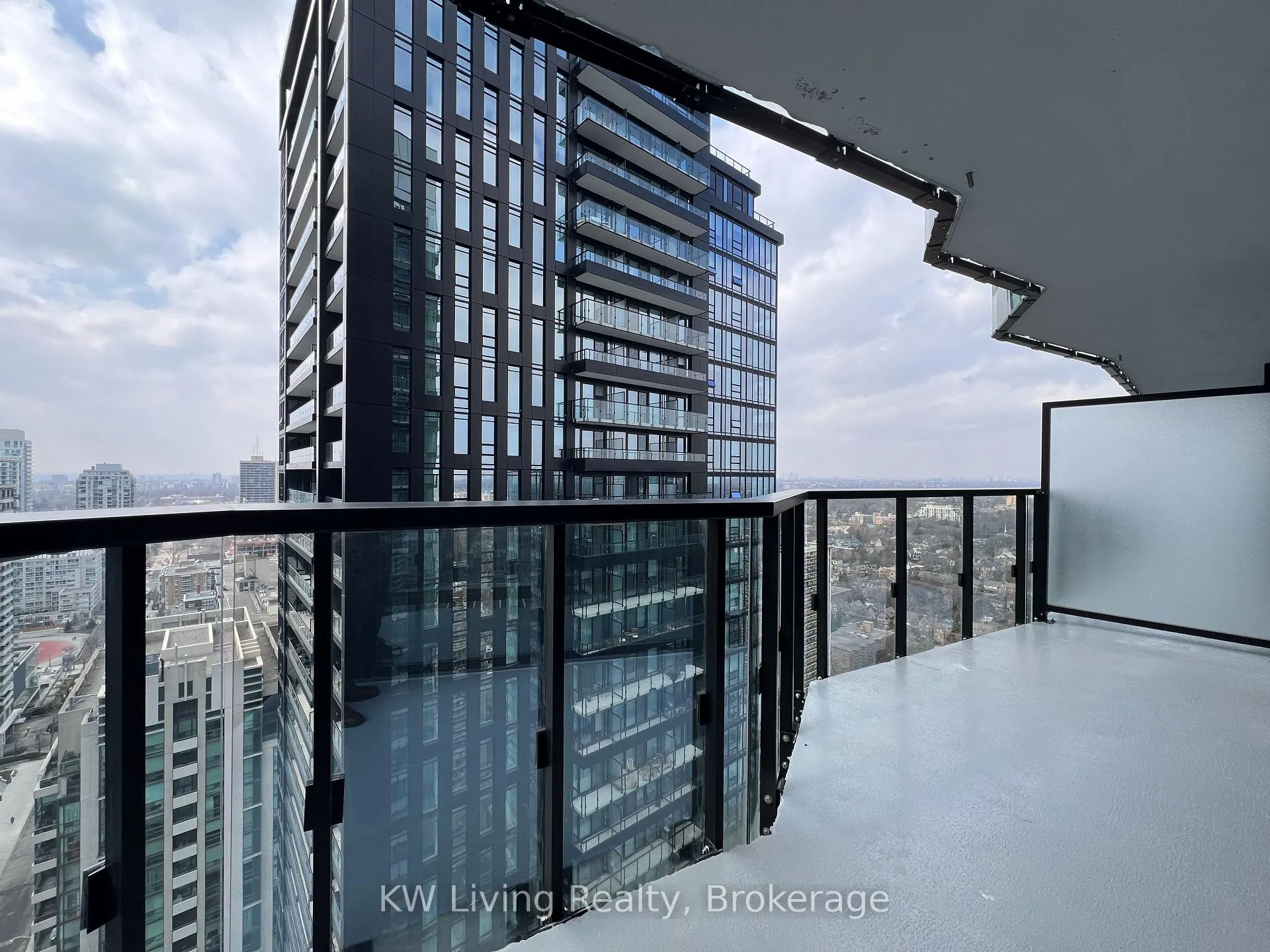 Photo 21 of Unit 2903, 110 Broadway Avenue, Toronto, Mount Pleasant West — HOMEH