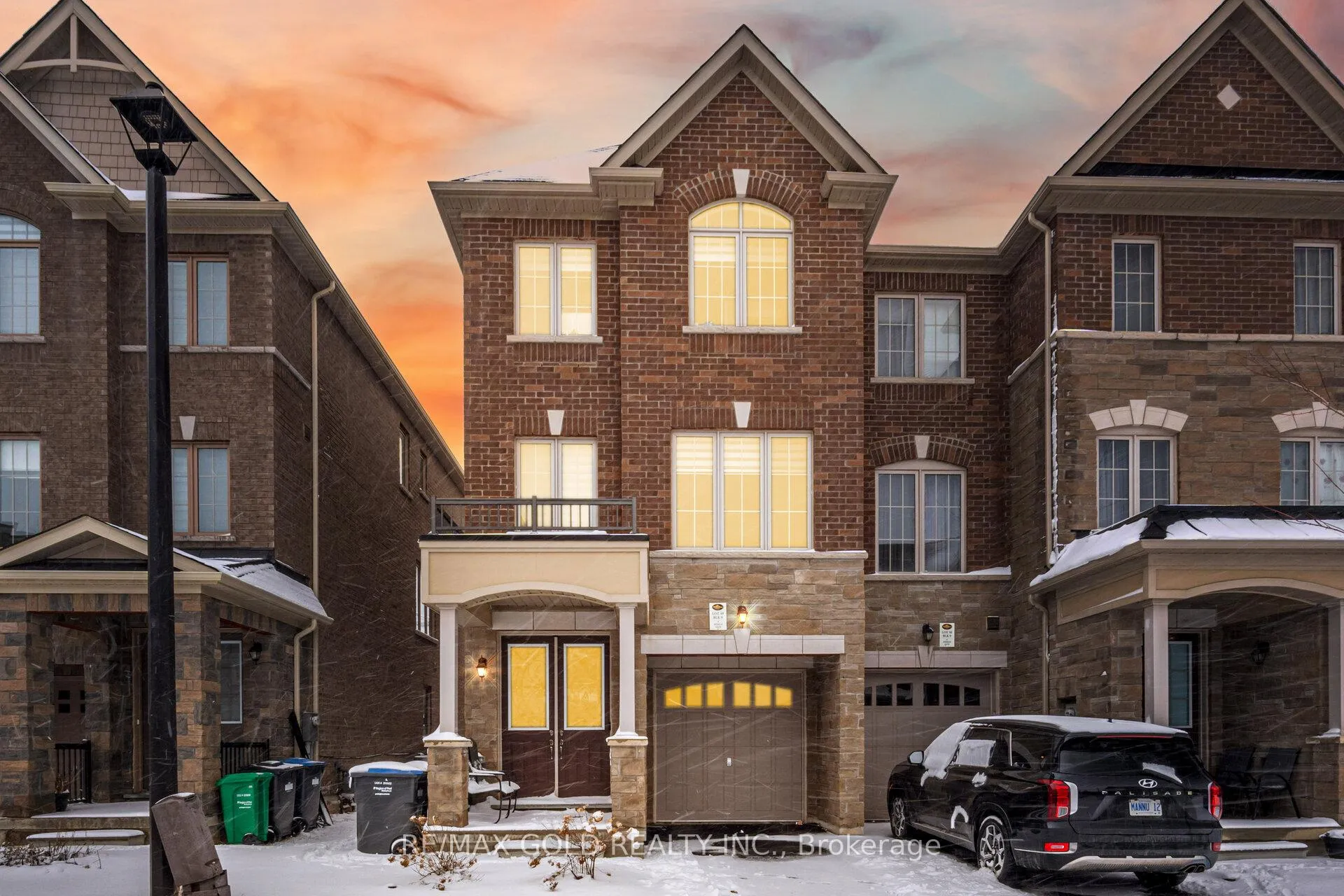 Photo 1 of 8 Estelle Gate, Brampton, Bram East — HOMEH