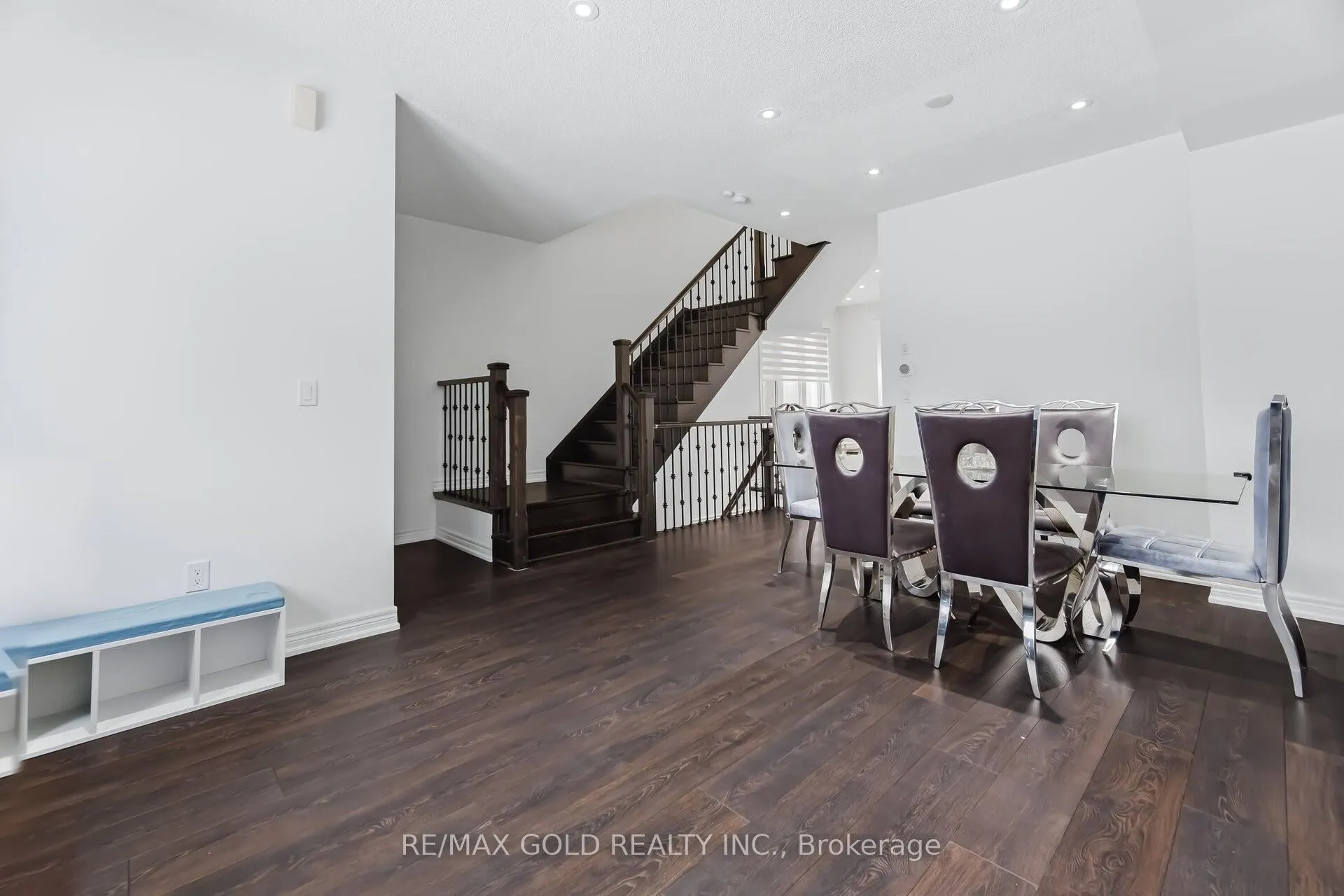 Photo 12 of 8 Estelle Gate, Brampton, Bram East — HOMEH