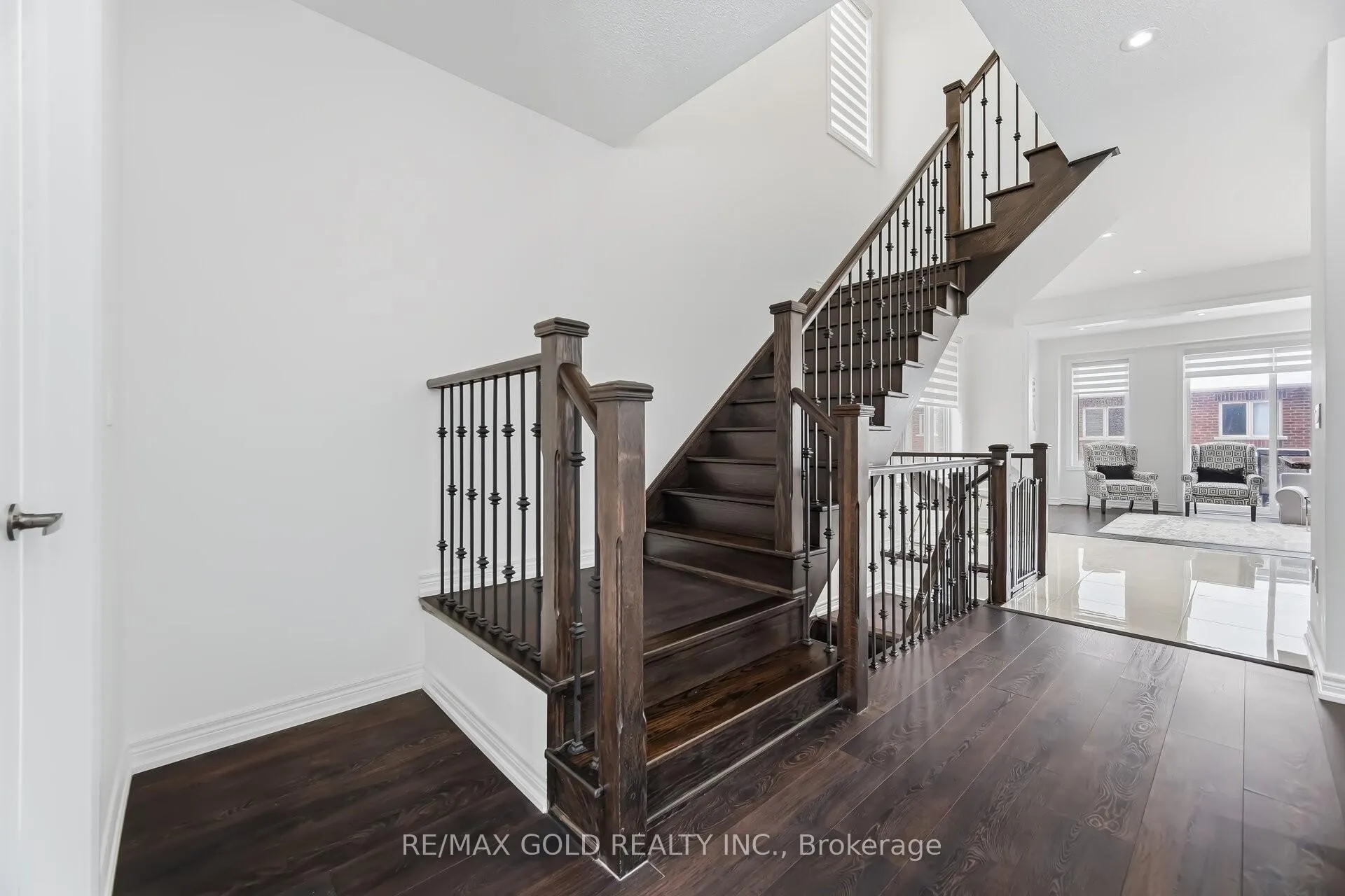 Photo 13 of 8 Estelle Gate, Brampton, Bram East — HOMEH
