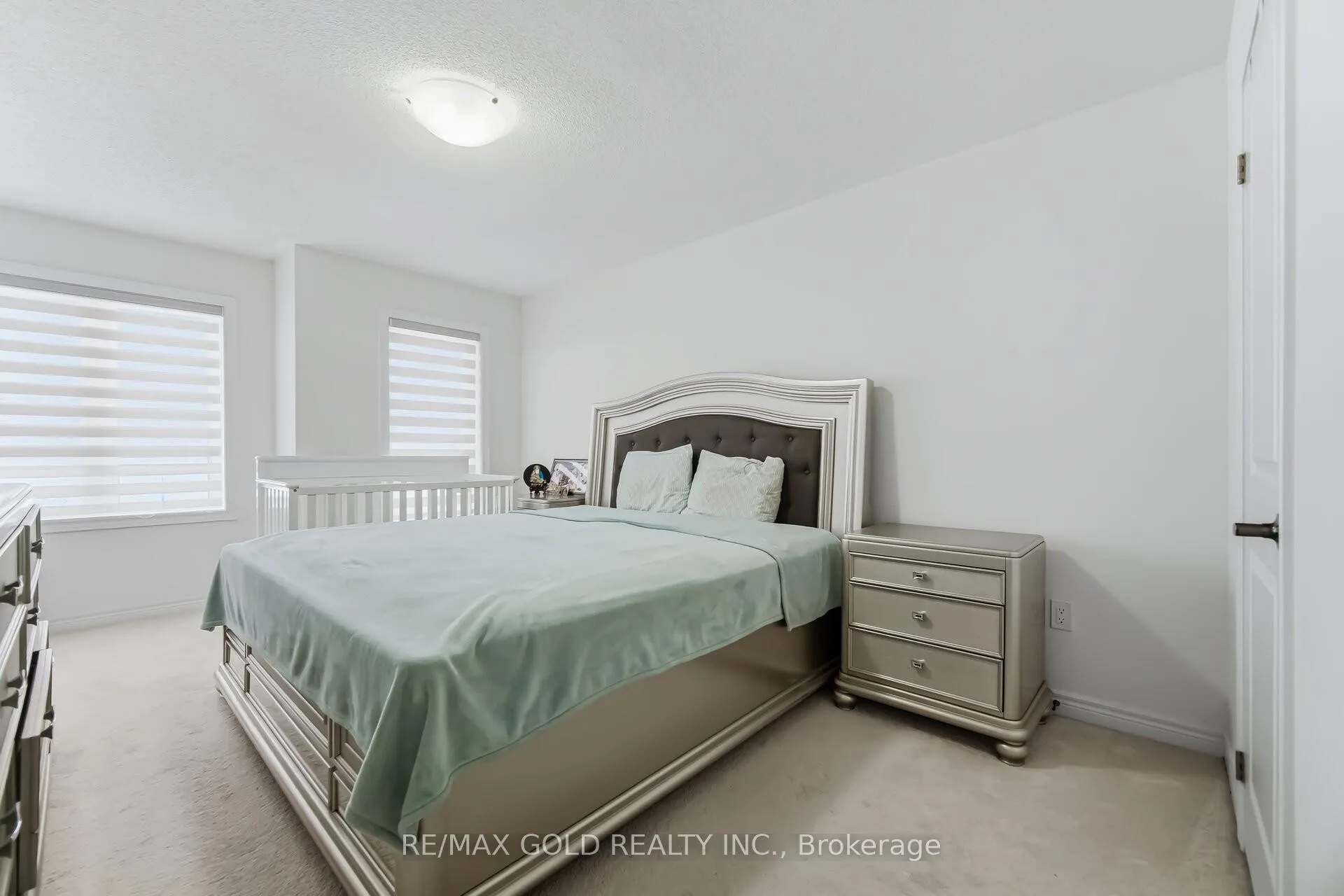Photo 14 of 8 Estelle Gate, Brampton, Bram East — HOMEH