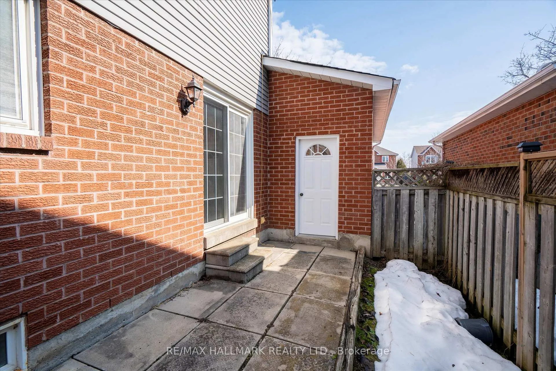 Photo 32 of 12 Ladyburn Drive, Georgina, Keswick North — HOMEH