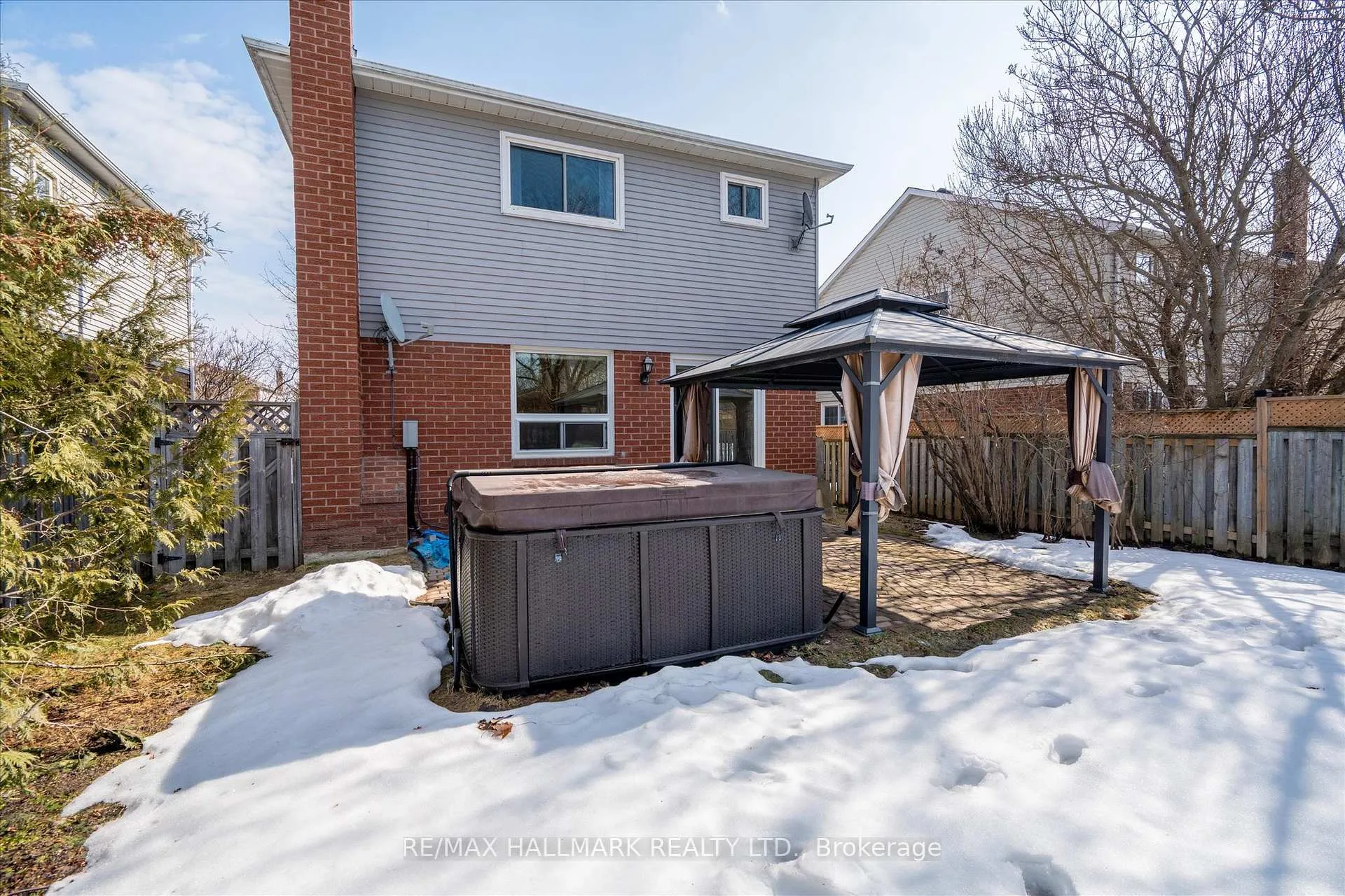 Photo 35 of 12 Ladyburn Drive, Georgina, Keswick North — HOMEH