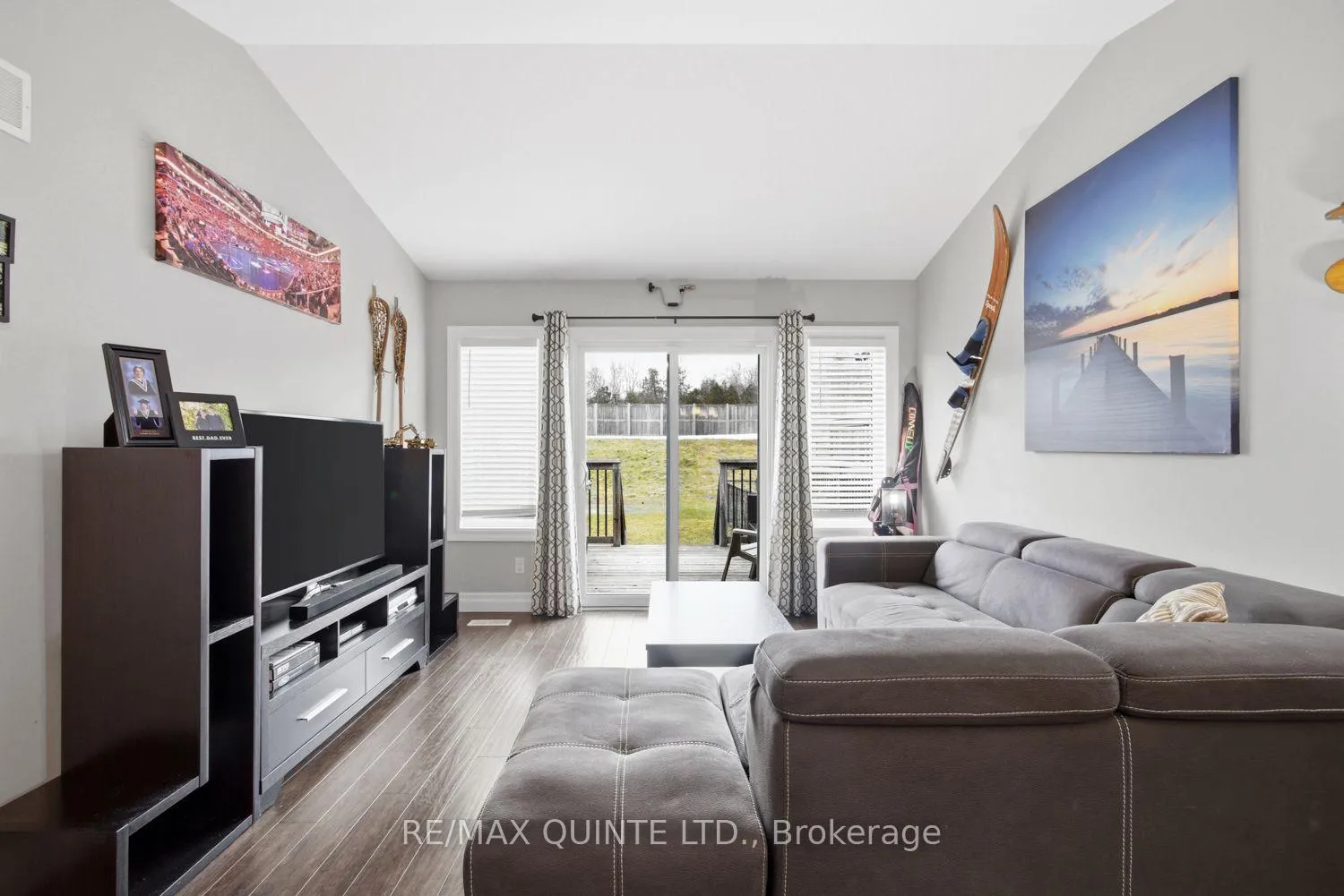 Photo 14 of 71 Aspen Drive, Quinte West, Murray Ward — HOMEH