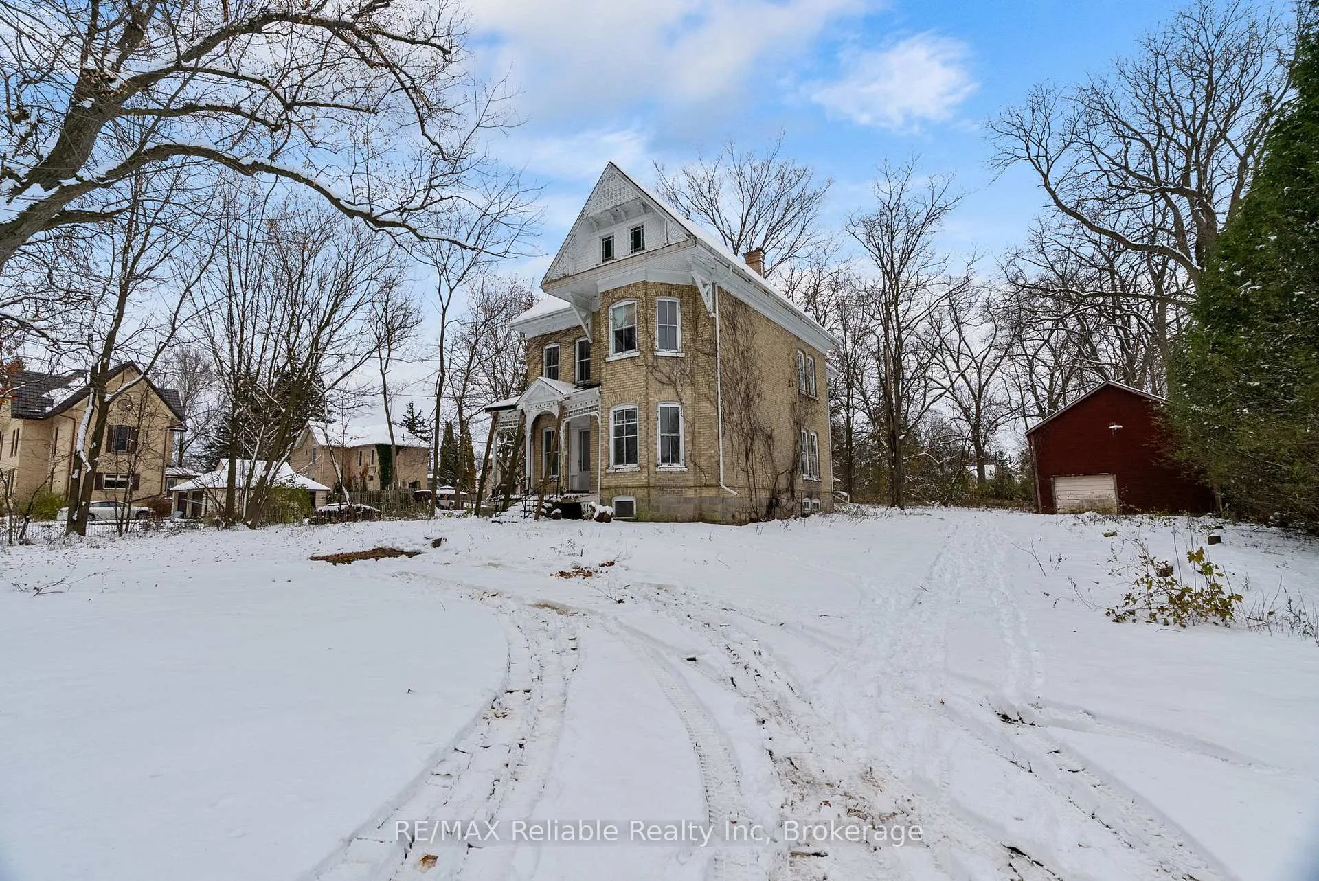 Photo 2 of 101 Centre Street, Huron East, Seaforth — HOMEH