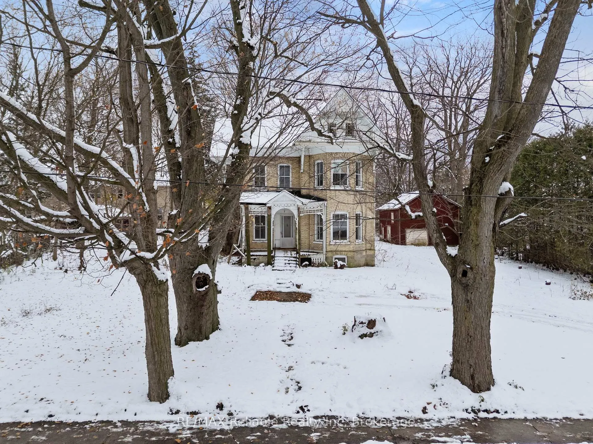 Photo 4 of 101 Centre Street, Huron East, Seaforth — HOMEH