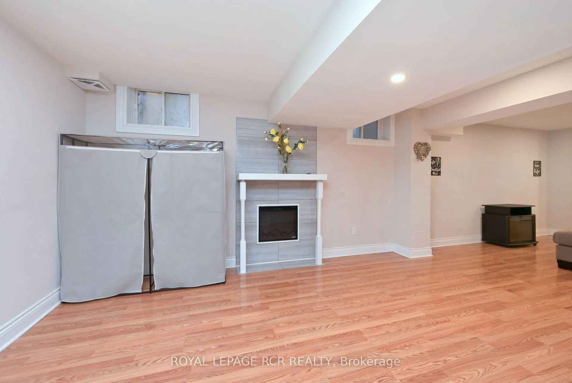 Photo 10 of Unit lower, 62 Ferris Lane, New Tecumseth, Alliston — HOMEH