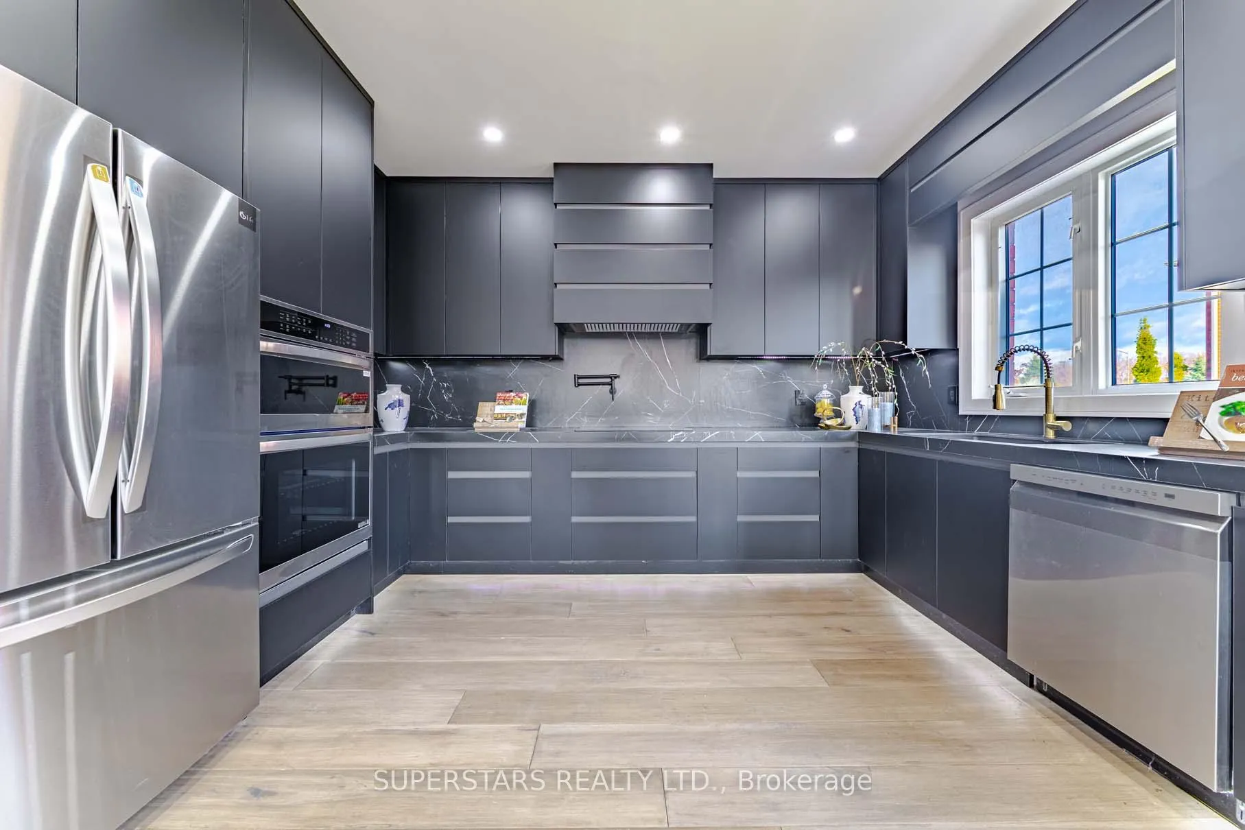Photo 10 of 113 Riverwalk Drive, Markham, Box Grove — HOMEH