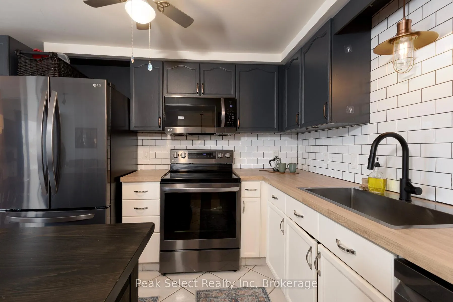 Photo 13 of 41 Southvale Road, St. Marys — HOMEH