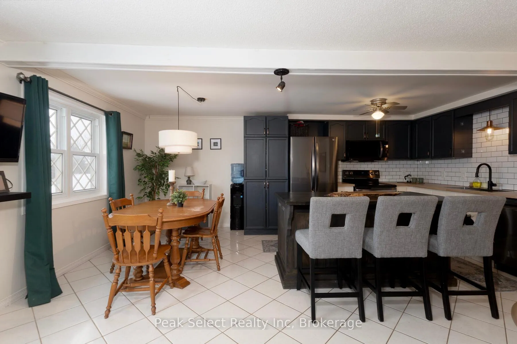 Photo 17 of 41 Southvale Road, St. Marys — HOMEH