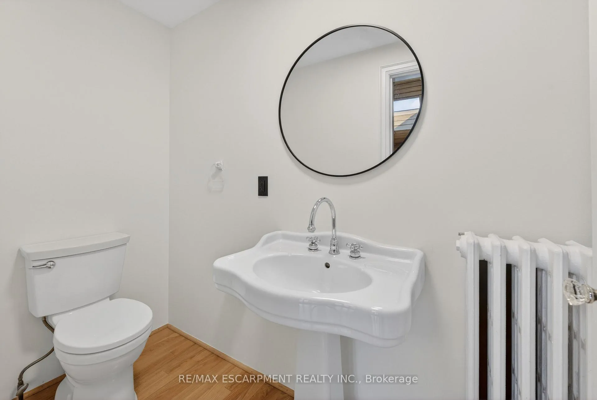 Photo 23 of 2317 Lakeshore Road, Burlington, Brant — HOMEH