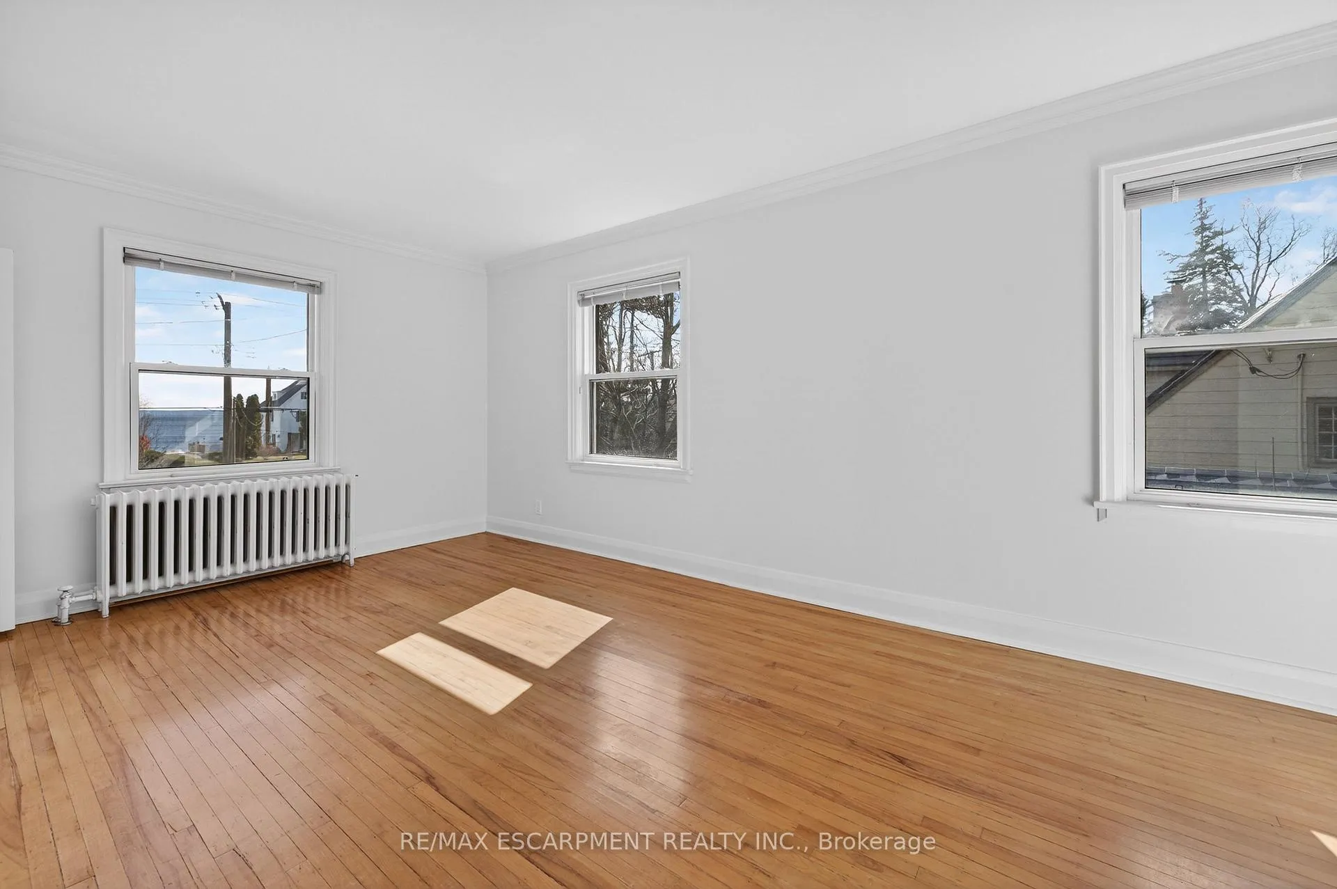 Photo 28 of 2317 Lakeshore Road, Burlington, Brant — HOMEH
