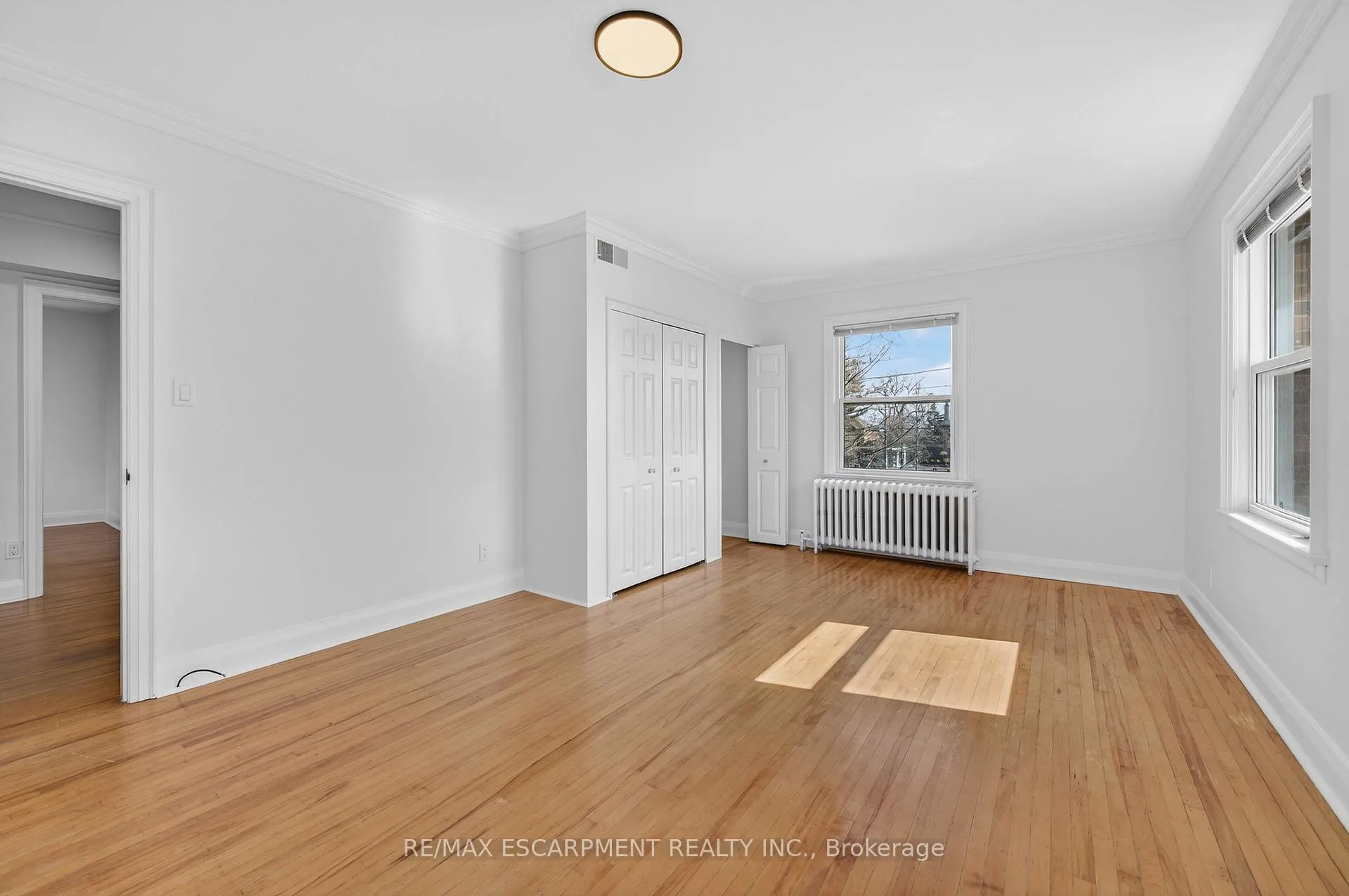 Photo 29 of 2317 Lakeshore Road, Burlington, Brant — HOMEH