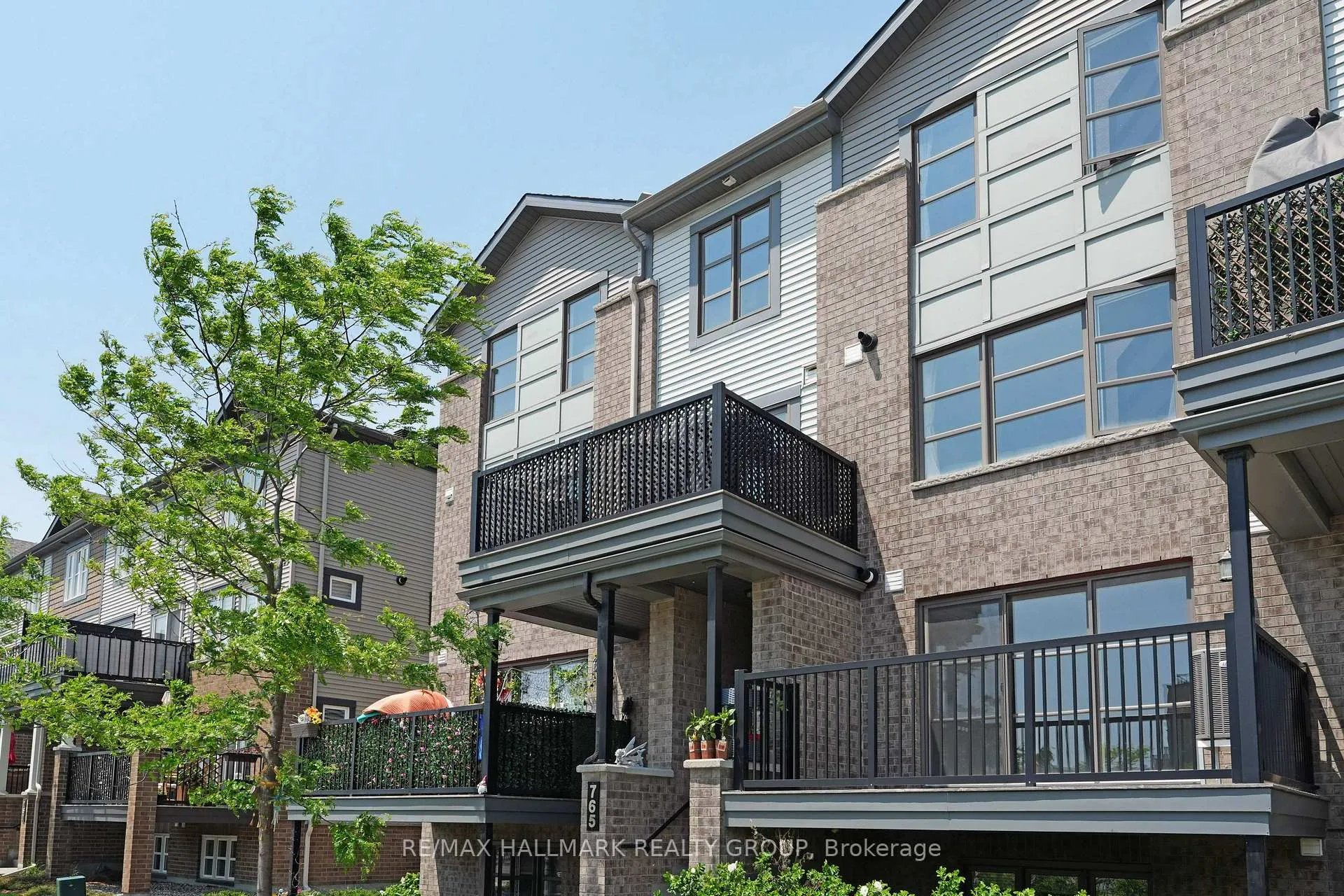 Photo 3 of 763 Chapman Mills Drive, Ottawa, Barrhaven - Strandherd — HOMEH