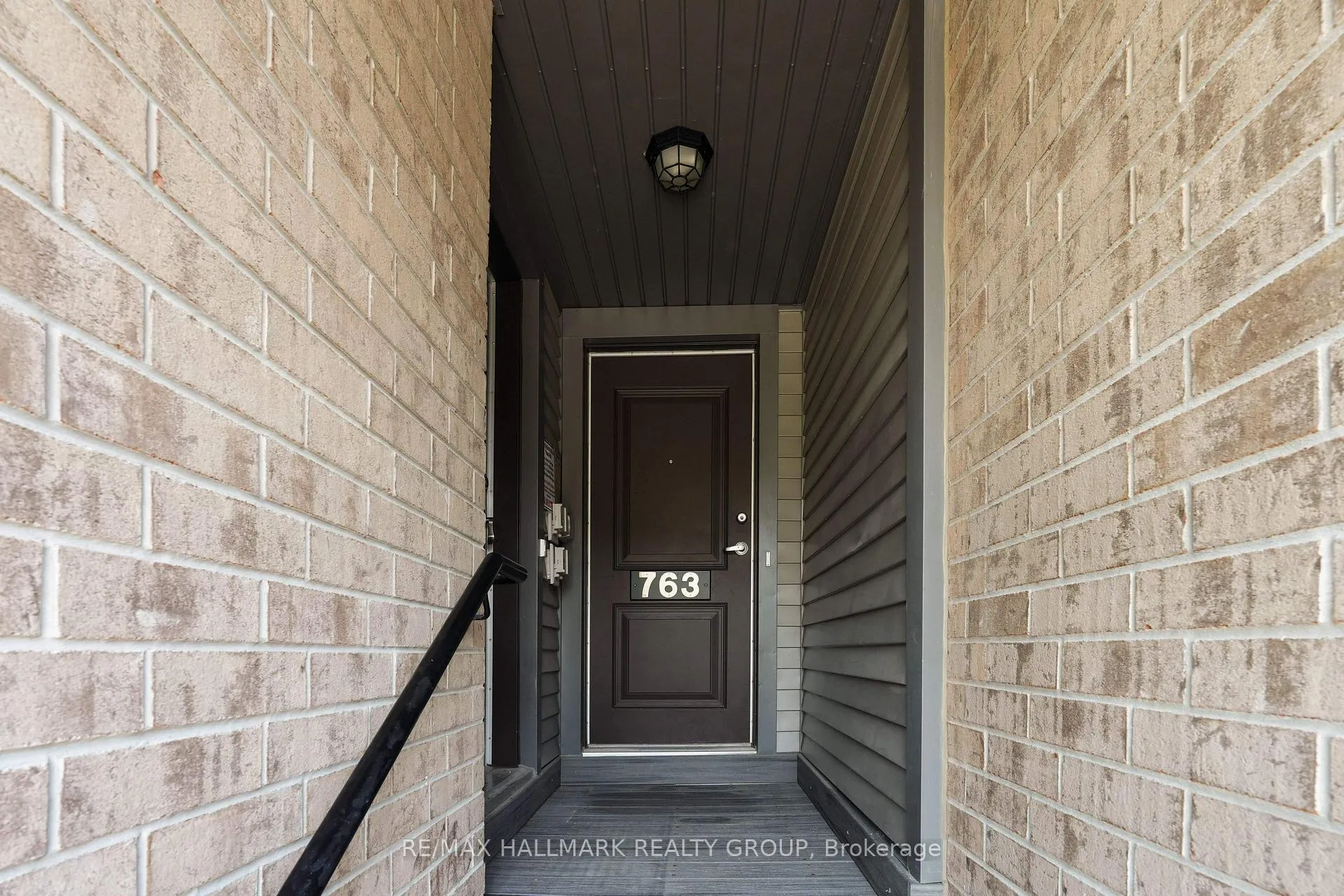 Photo 4 of 763 Chapman Mills Drive, Ottawa, Barrhaven - Strandherd — HOMEH