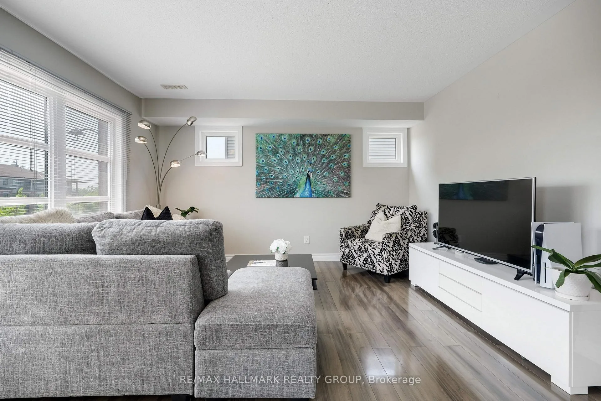 Photo 10 of 763 Chapman Mills Drive, Ottawa, Barrhaven - Strandherd — HOMEH