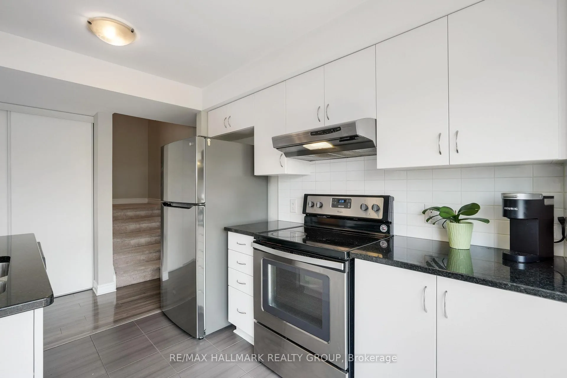 Photo 15 of 763 Chapman Mills Drive, Ottawa, Barrhaven - Strandherd — HOMEH
