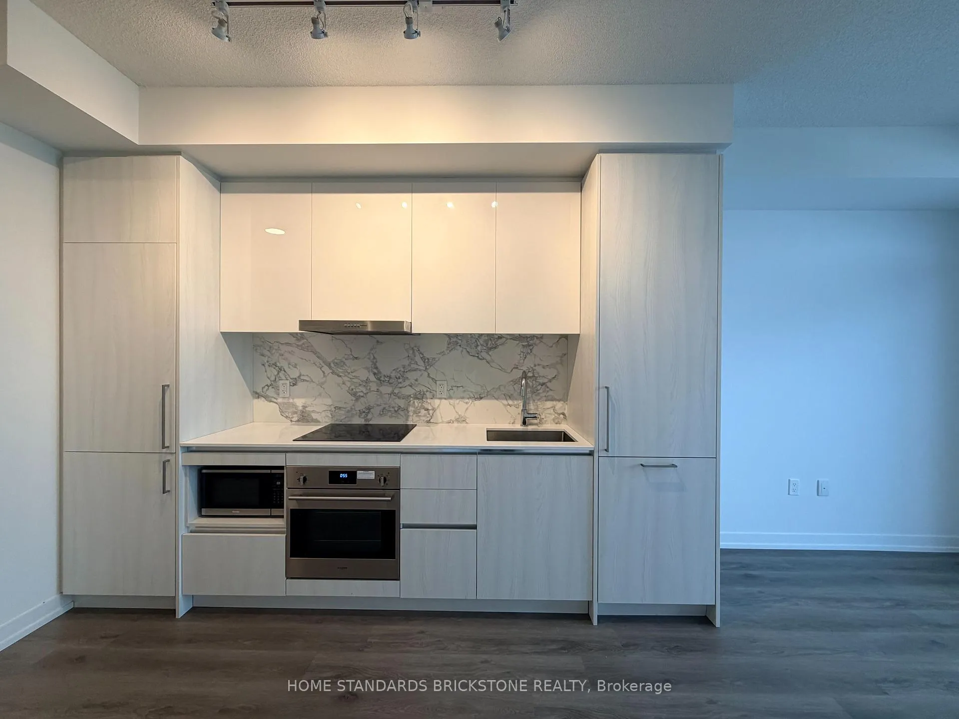 Photo 6 of Unit 2907, 225 Commerce Street, Vaughan, Vaughan Corporate Centre — HOMEH
