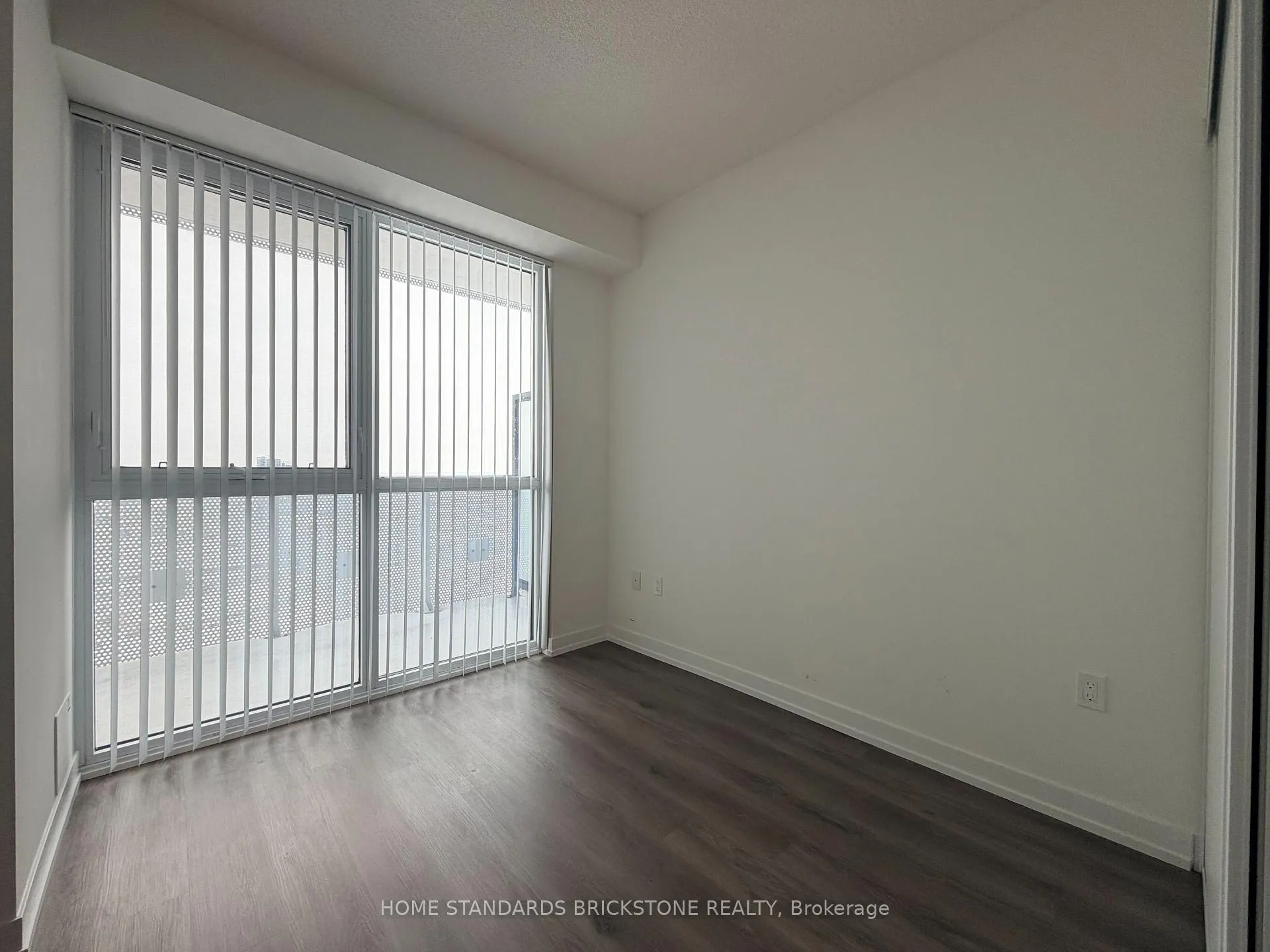 Photo 9 of Unit 2907, 225 Commerce Street, Vaughan, Vaughan Corporate Centre — HOMEH