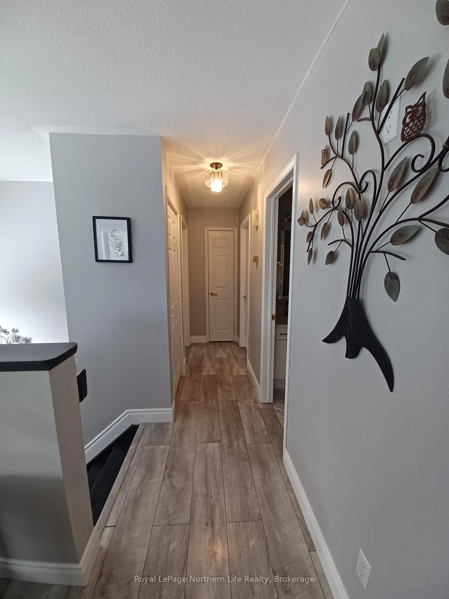 Photo 15 of 3221 Highway 17 E, Papineau-Cameron, Papineau Cameron — HOMEH