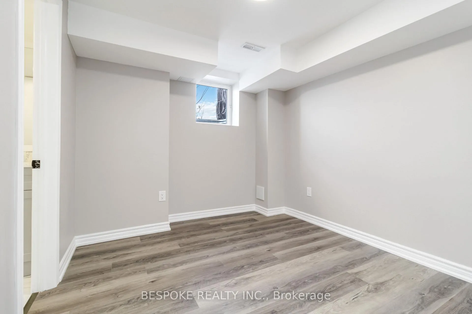 Photo 18 of Unit Bsmt, 30 Vestry Way, Brampton, Goreway Drive Corridor — HOMEH