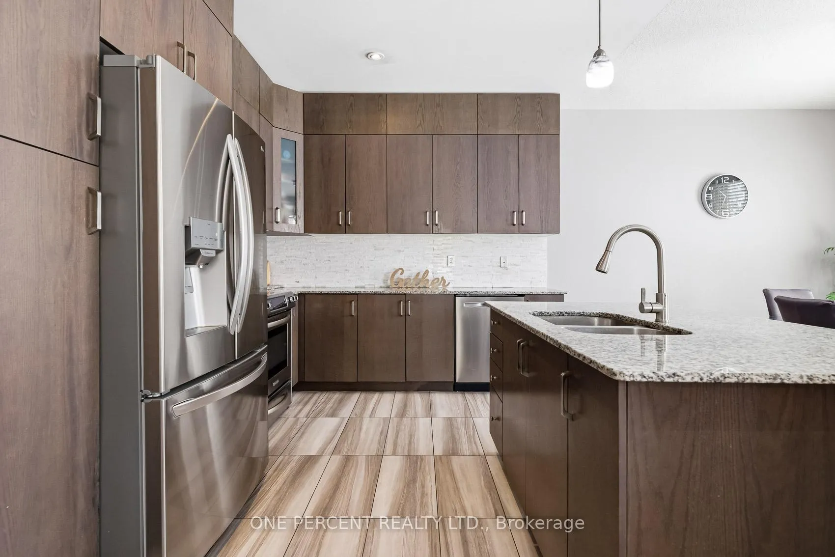 Photo 13 of 70 Galileo Drive, Hamilton, Lakeshore — HOMEH