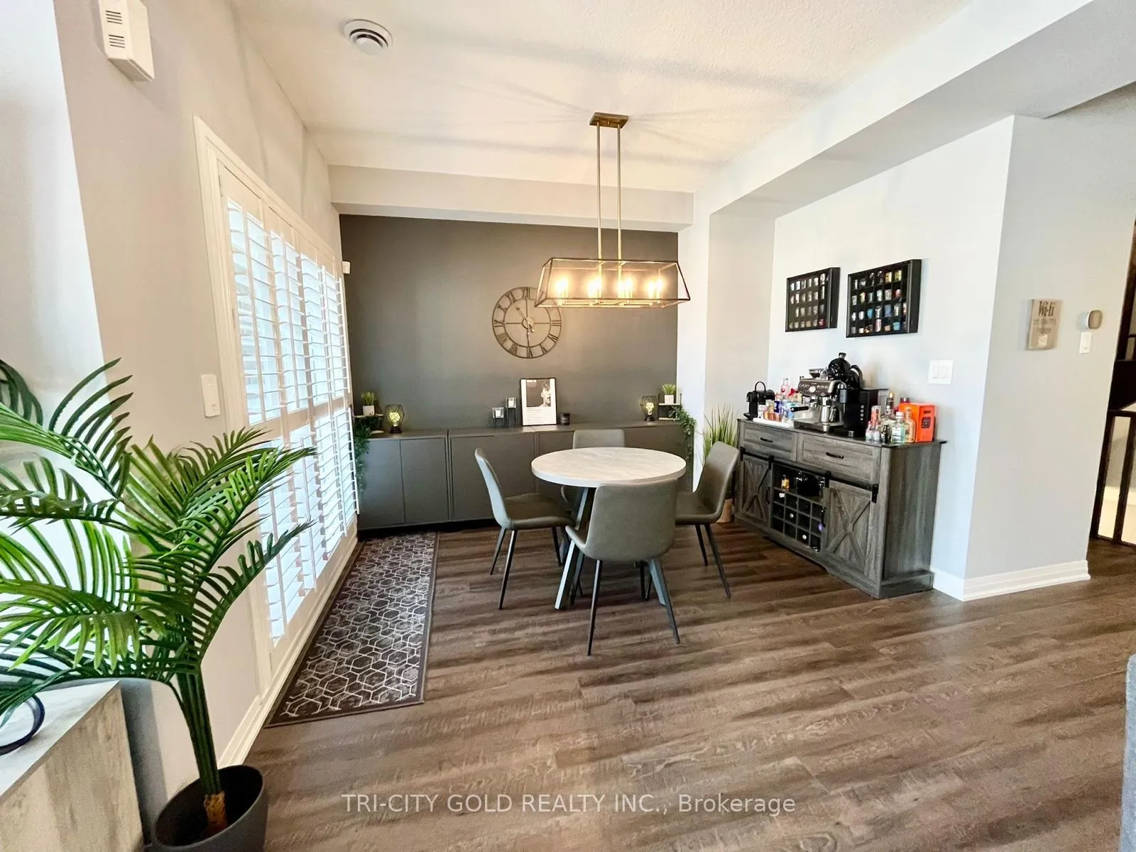 Photo 16 of 22 Waterlily Way, Hamilton, Stoney Creek — HOMEH