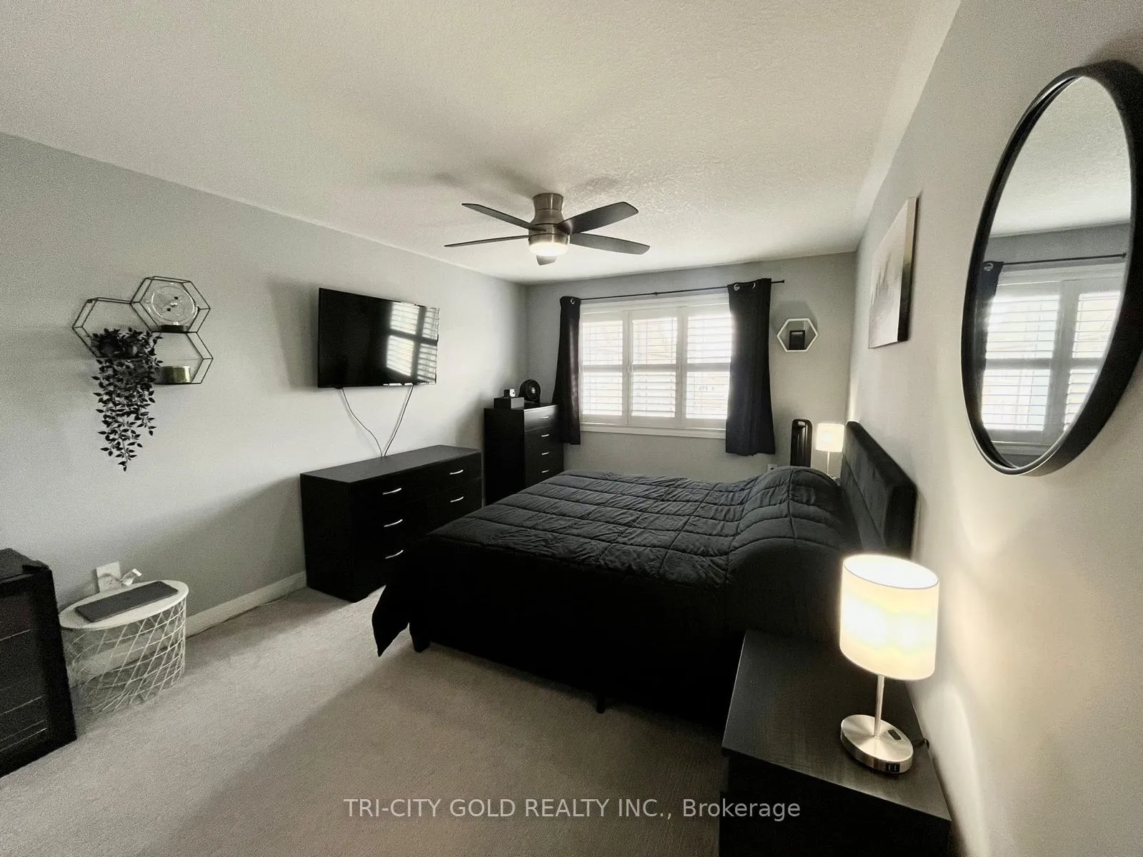 Photo 22 of 22 Waterlily Way, Hamilton, Stoney Creek — HOMEH