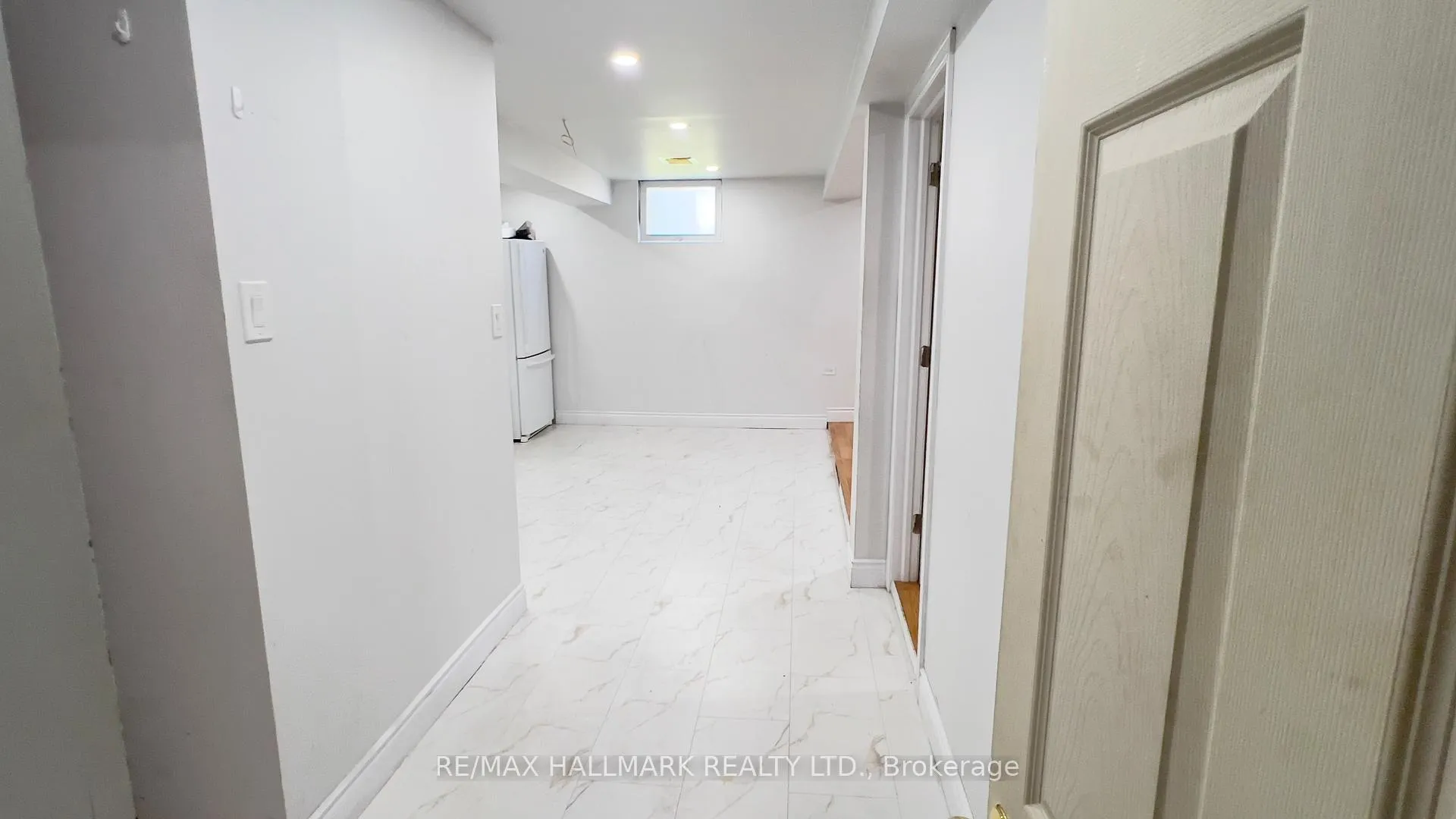 Photo 4 of Unit Lower, 76 Shendale Drive, Etobicoke, Elms-Old Rexdale — HOMEH