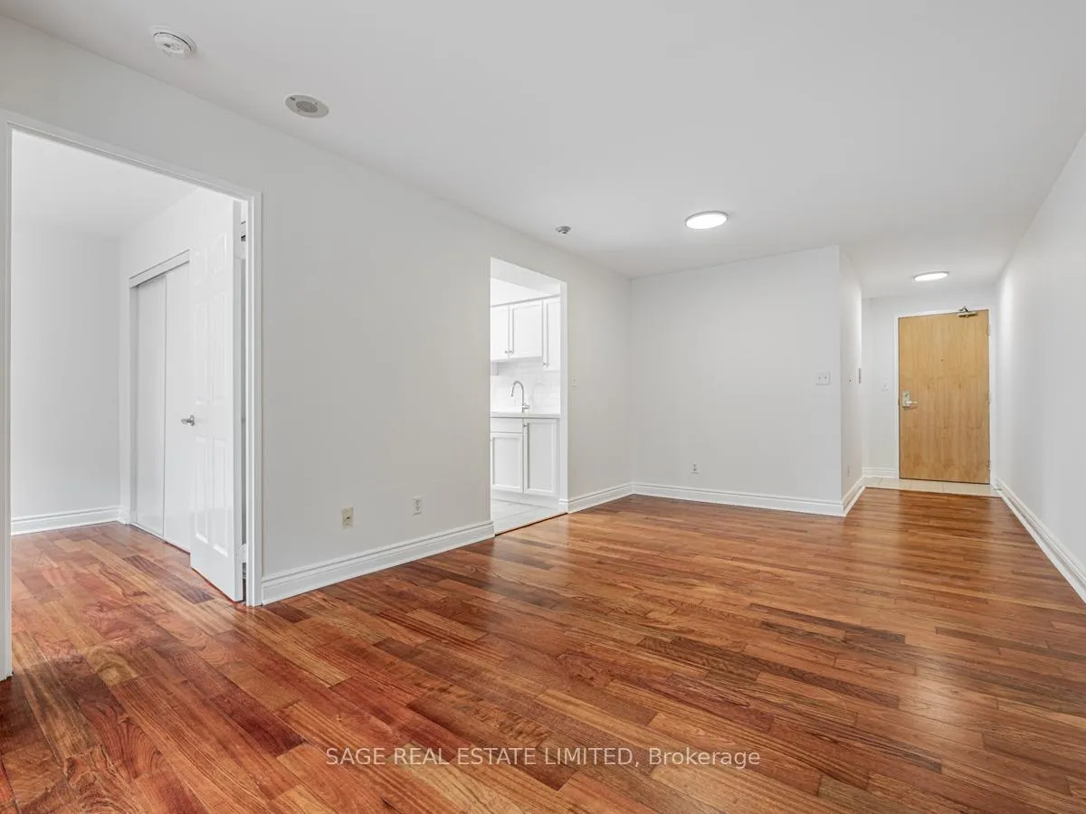 Photo 8 of Unit 503, 43 Eglinton Avenue E, Toronto, Mount Pleasant East — HOMEH