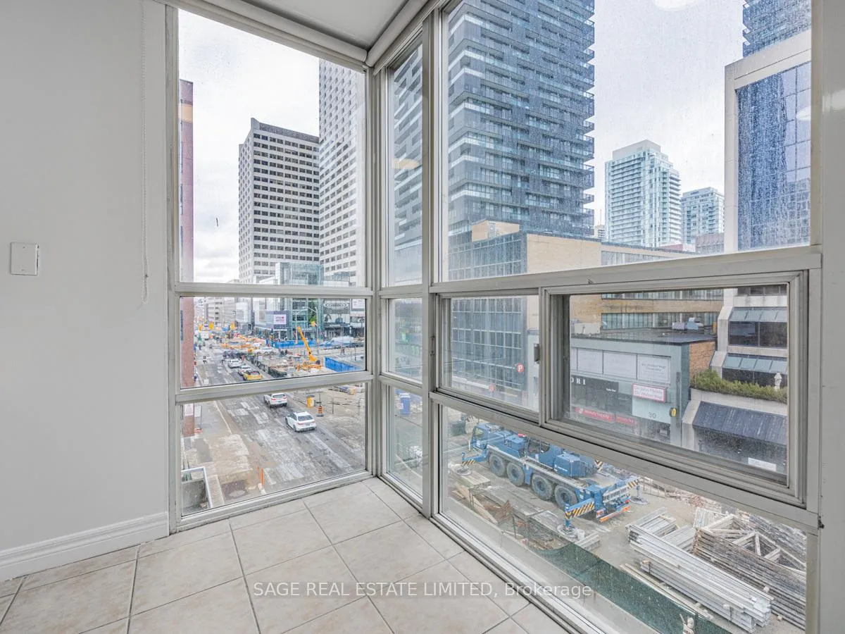 Photo 14 of Unit 503, 43 Eglinton Avenue E, Toronto, Mount Pleasant East — HOMEH