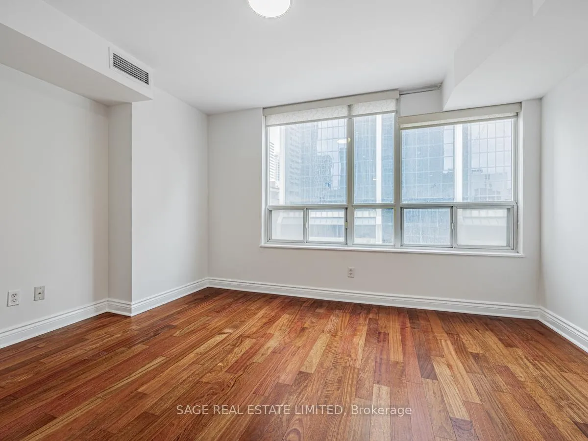 Photo 19 of Unit 503, 43 Eglinton Avenue E, Toronto, Mount Pleasant East — HOMEH