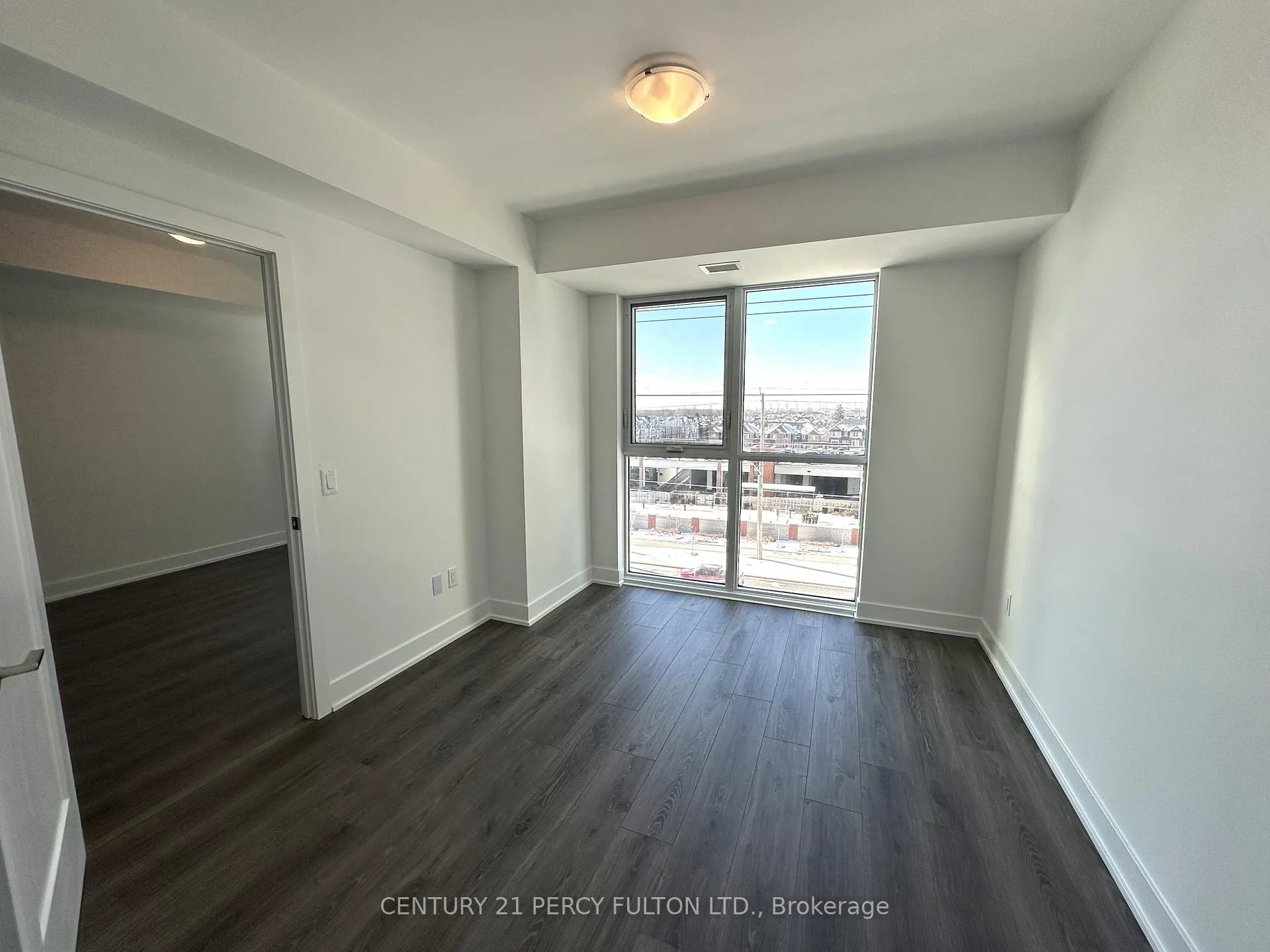 Photo 4 of Unit 513, 2545 Simcoe Street N, Oshawa, Windfields — HOMEH